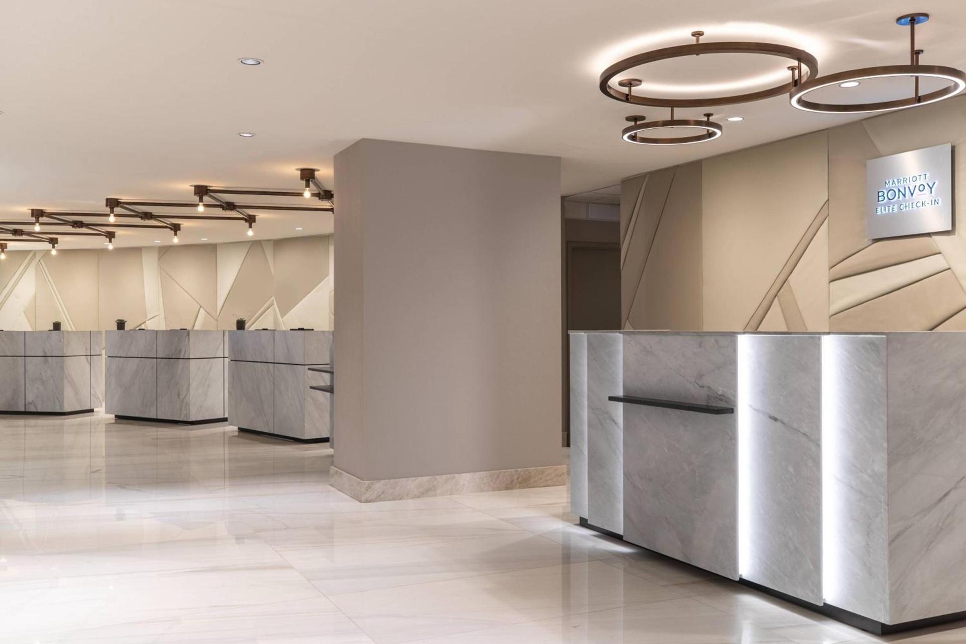 Chicago Marriott Downtown Magnificent Mile photo 19