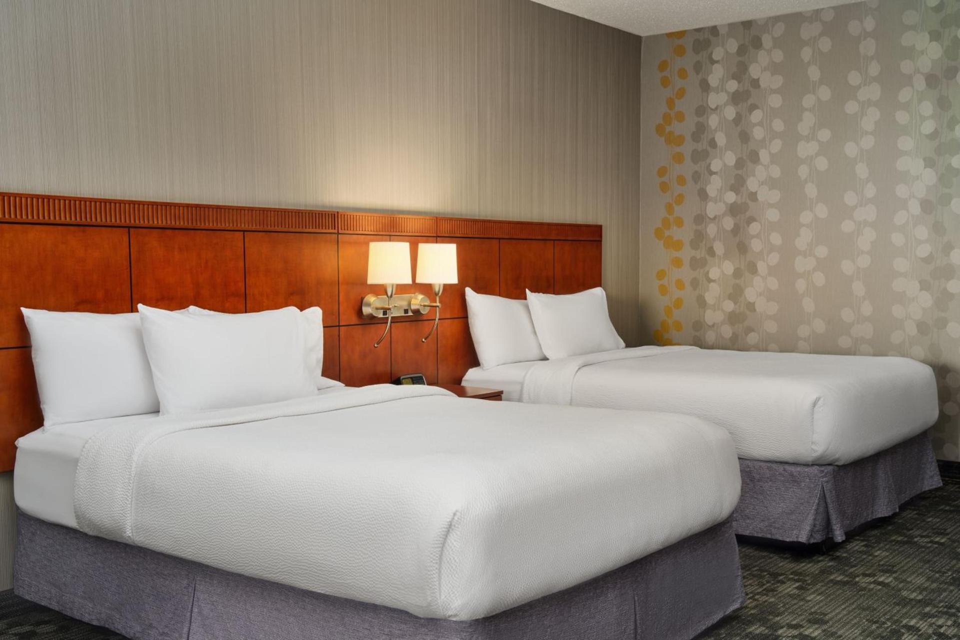 Courtyard by Marriott Akron Stow photo 5