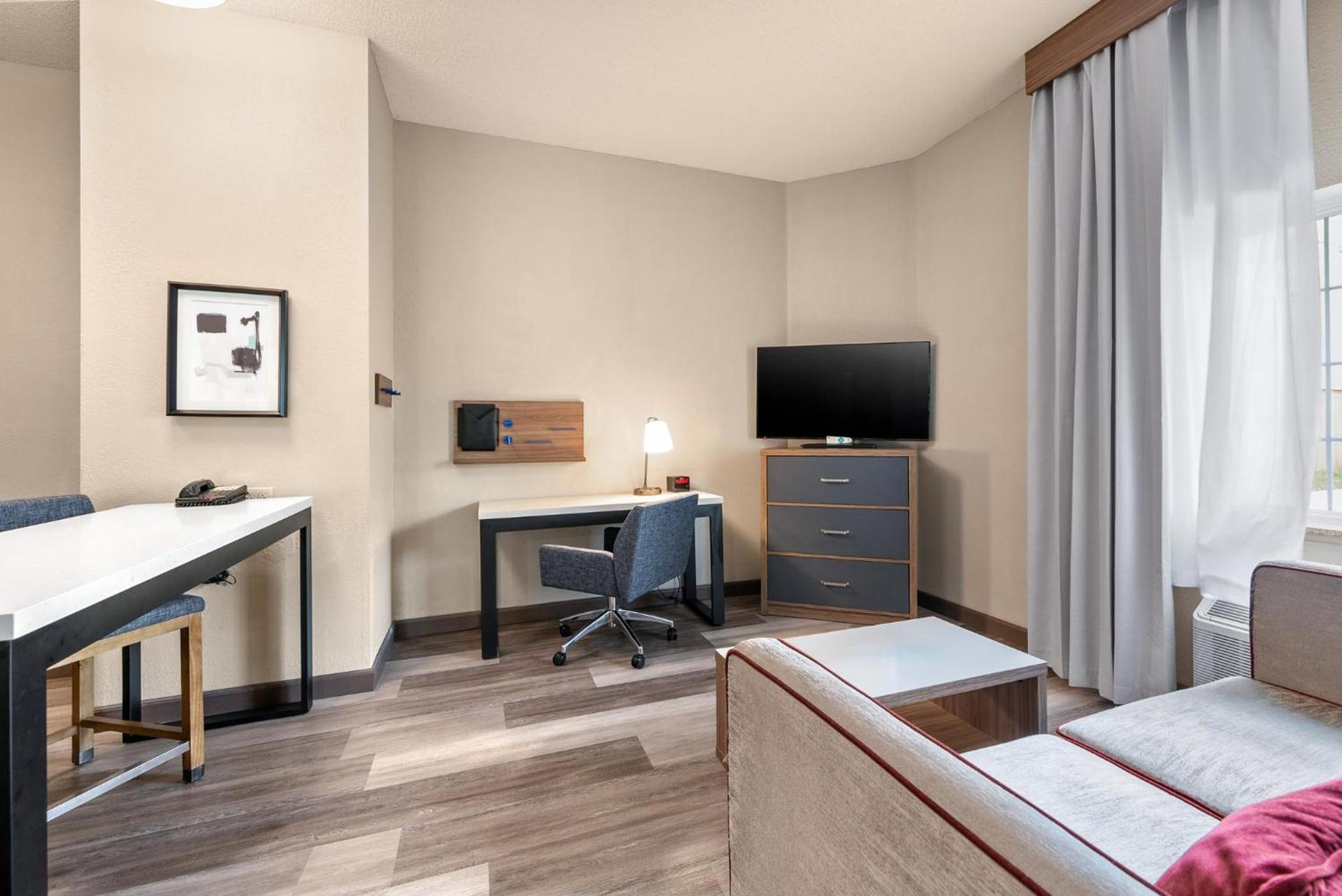 Candlewood Suites Bordentown-Trenton by IHG photo 39