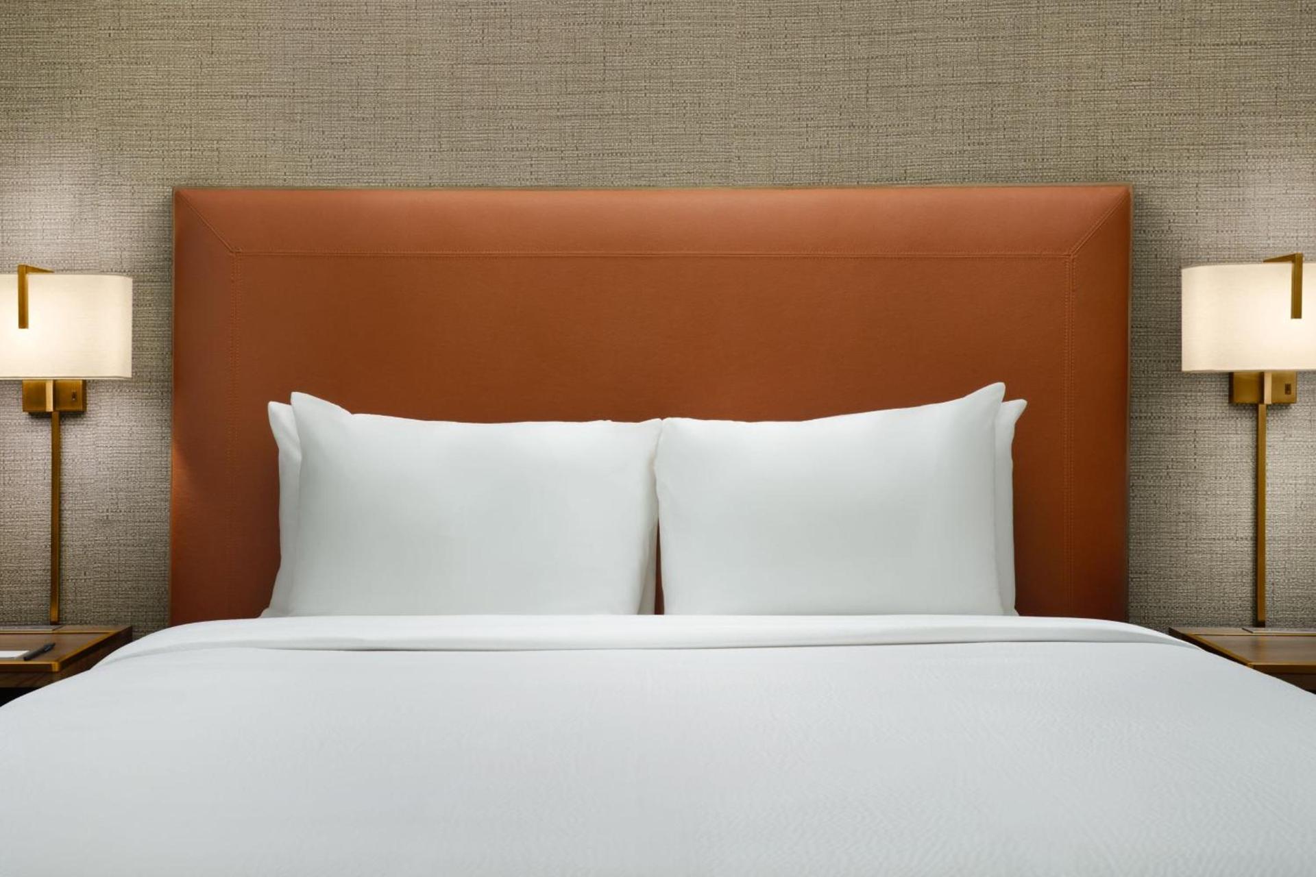 Courtyard by Marriott Los Angeles Pasadena Old Town photo 14