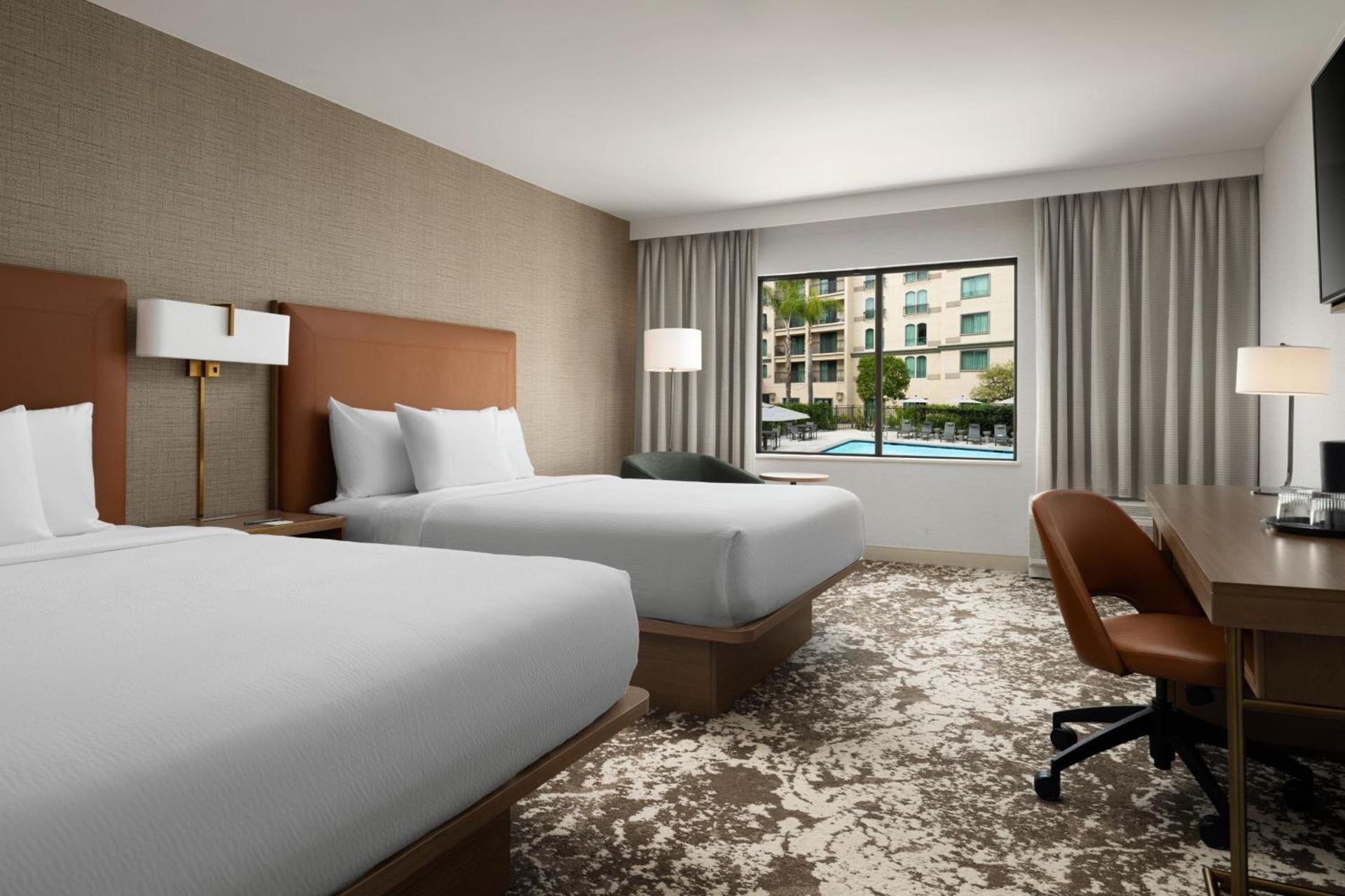 Courtyard by Marriott Los Angeles Pasadena Old Town photo 17
