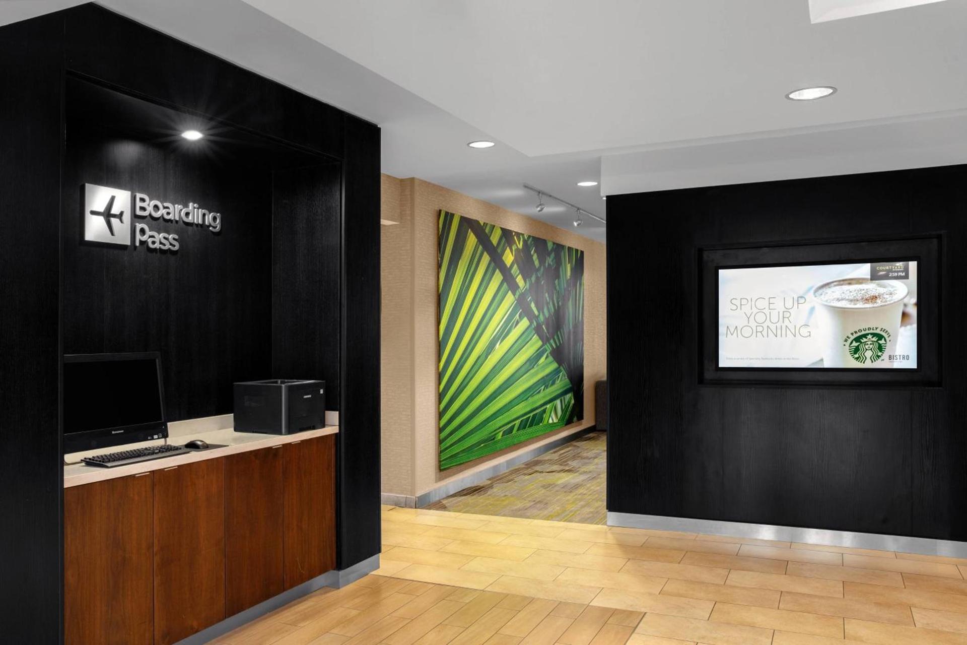 Courtyard by Marriott Jacksonville I-295/East Beltway photo 18