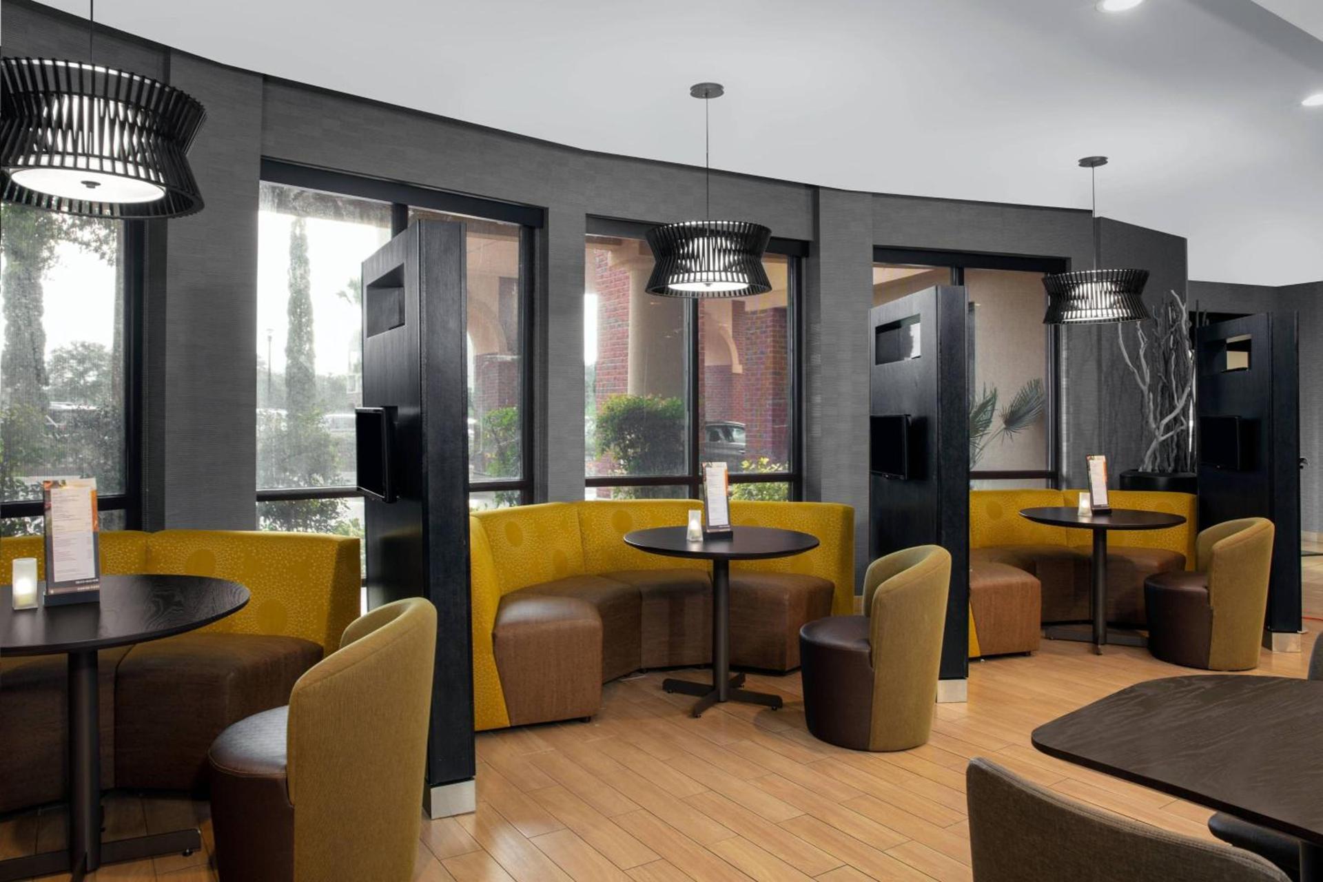 Courtyard by Marriott Jacksonville I-295/East Beltway photo 25
