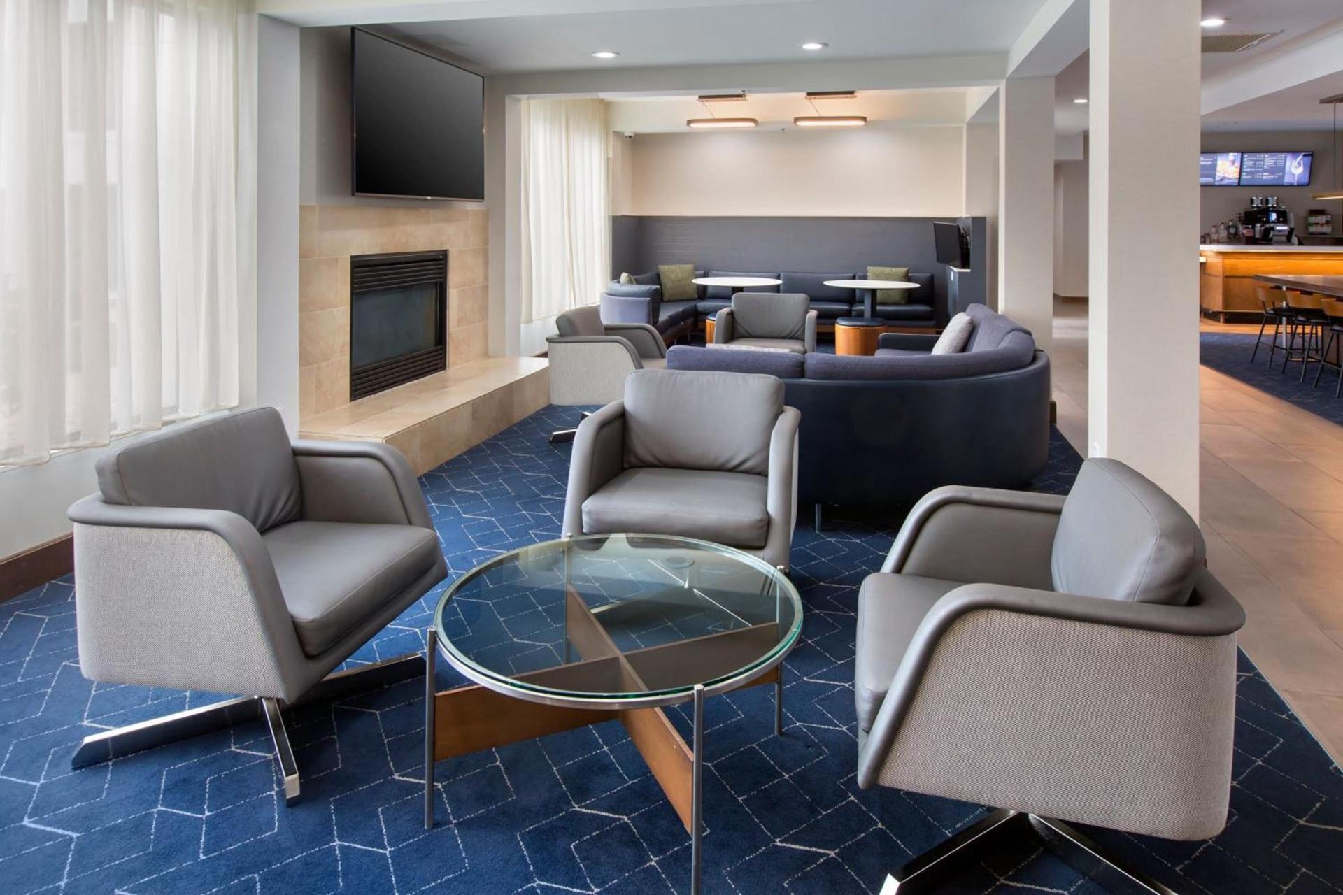 Courtyard by Marriott New Haven Orange photo 3