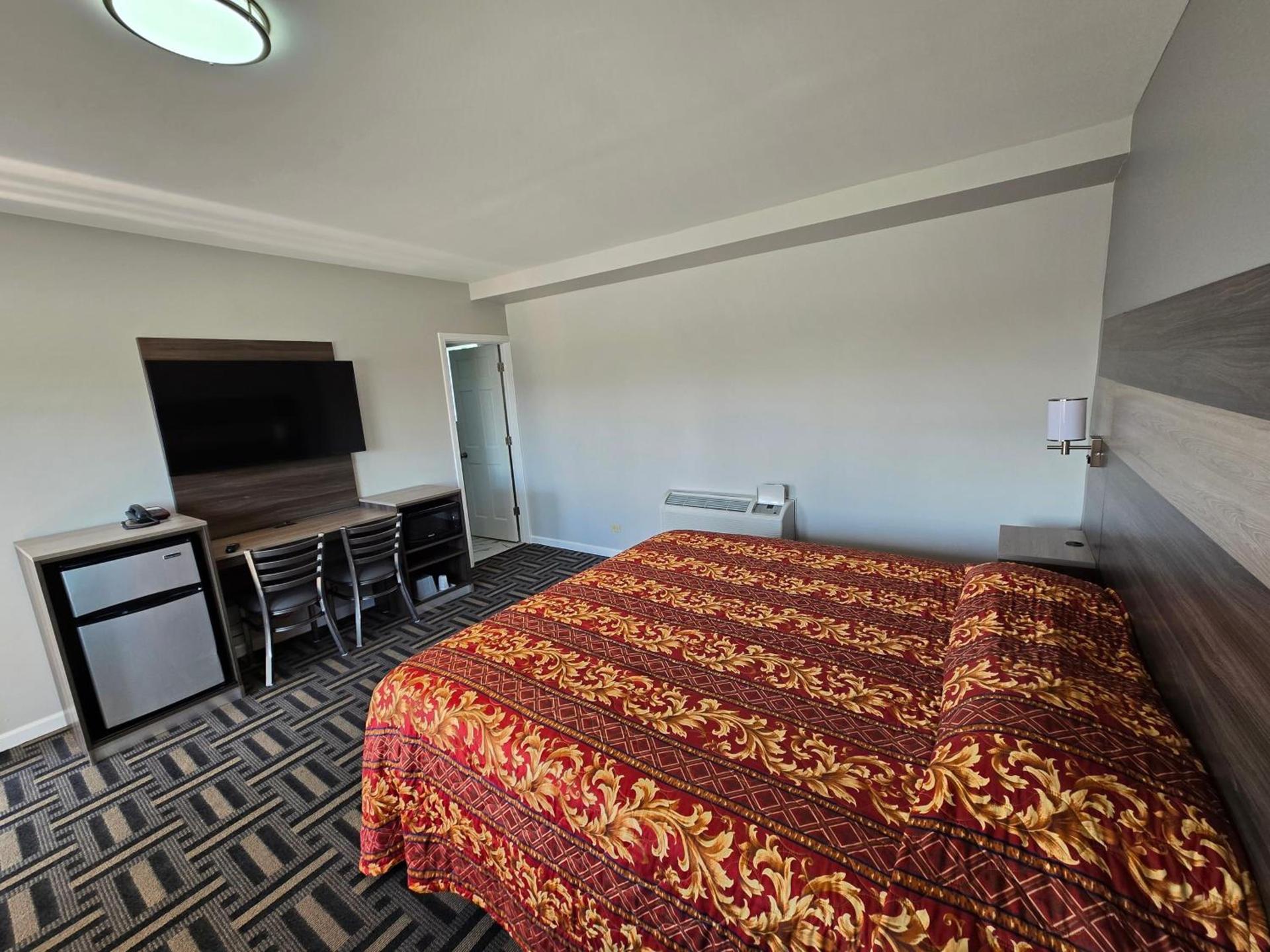 Skyline Motel photo 8
