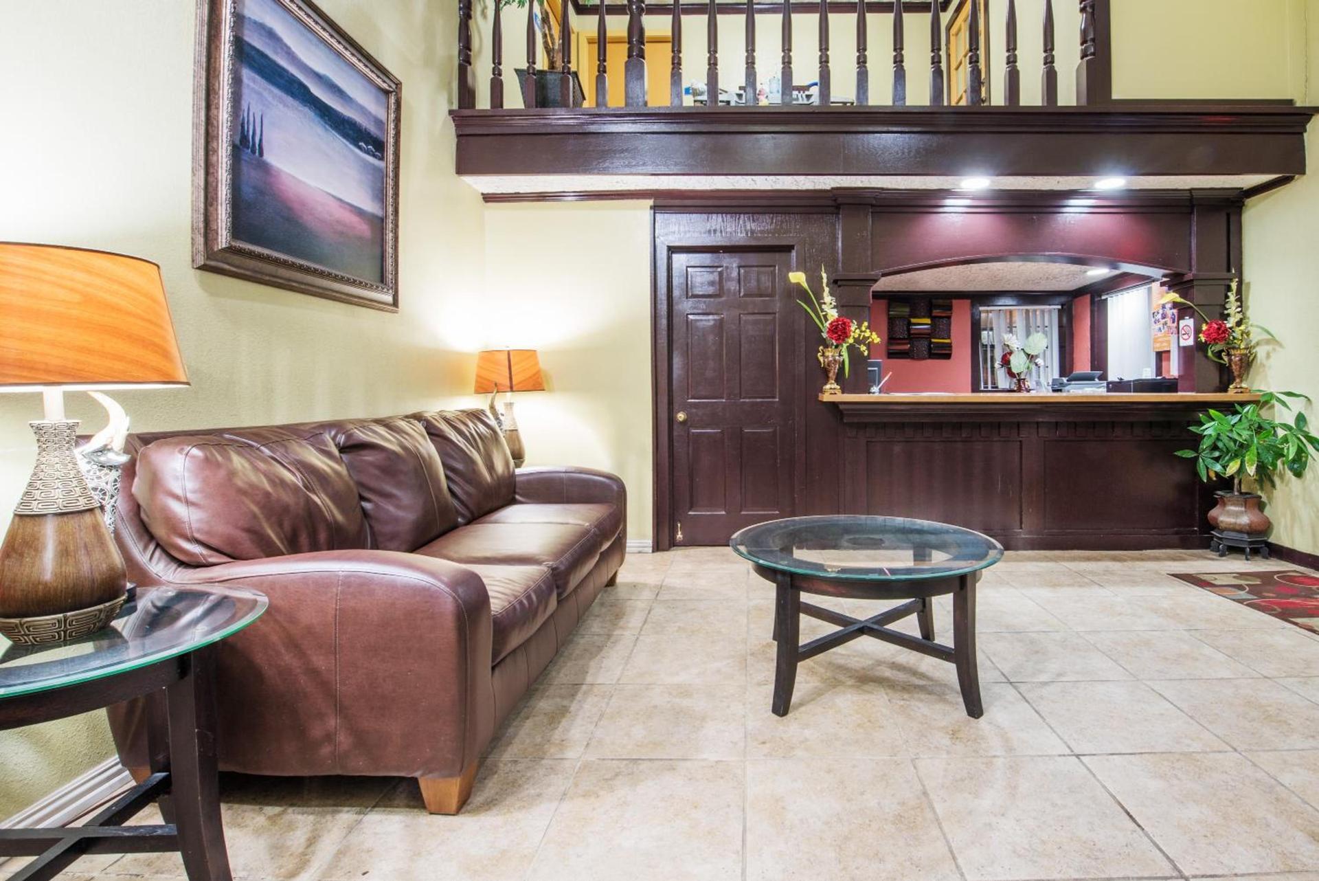 Howard Johnson by Wyndham San Marcos photo 50
