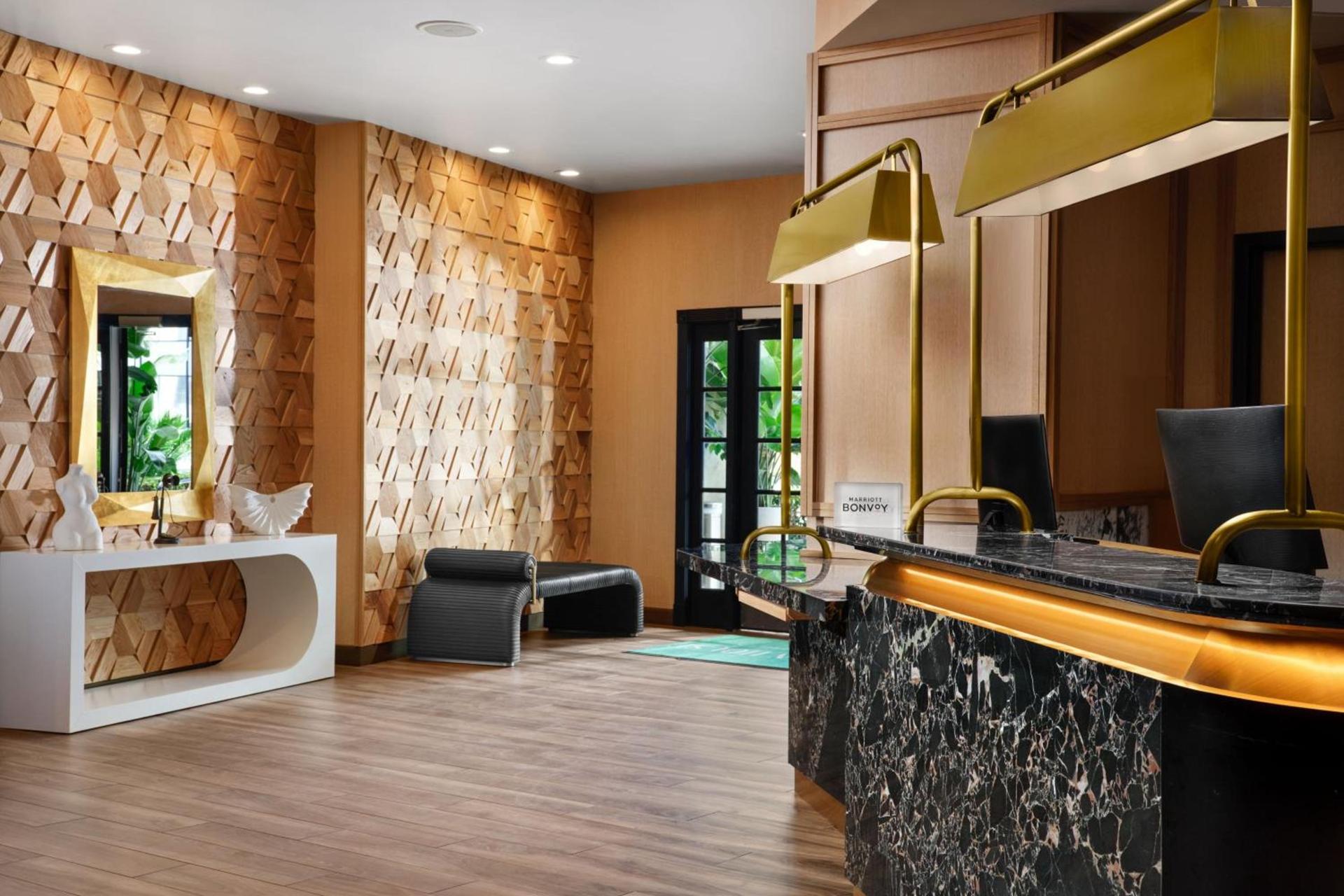 Burton House, Beverly Hills, A Tribute Portfolio Hotel photo 57