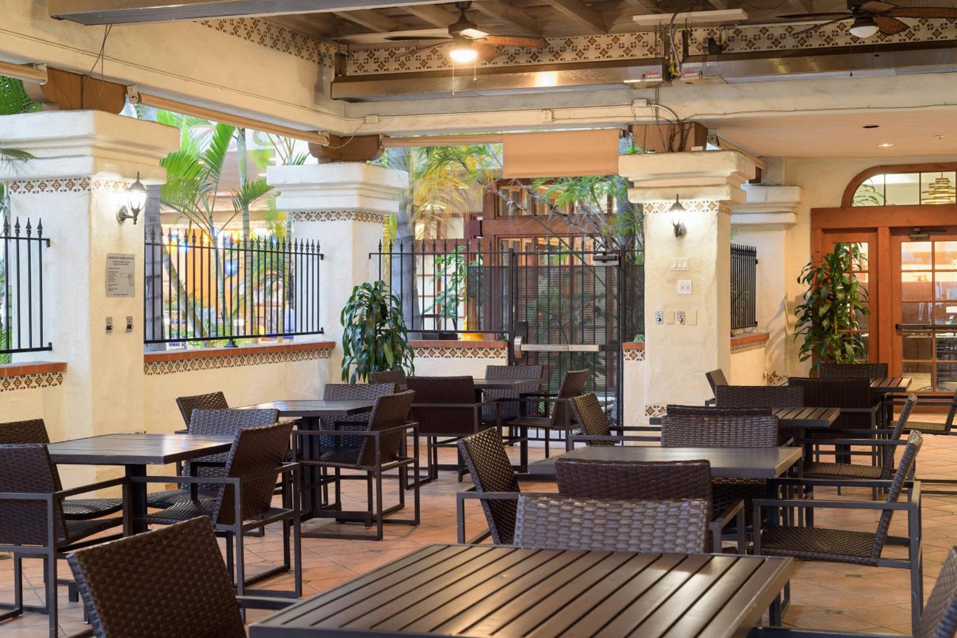 Courtyard San Diego Old Town photo 25