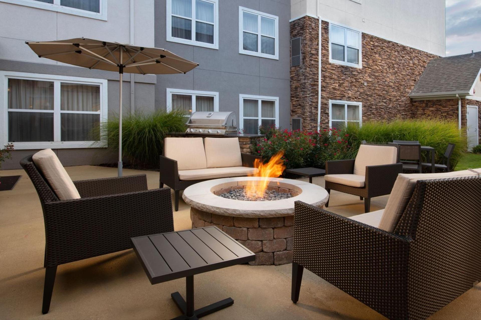 Residence Inn by Marriott Rogers photo 22
