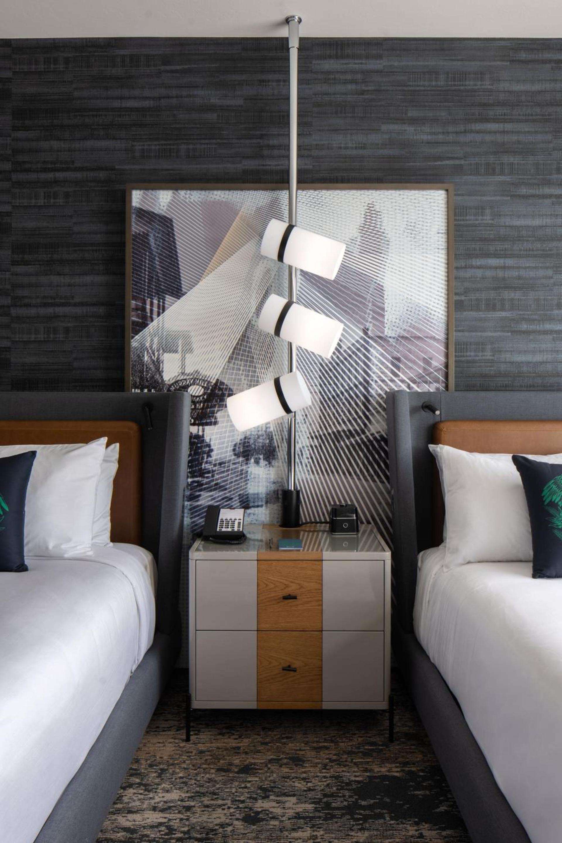 Luminary Hotel & Co., Autograph Collection photo 13