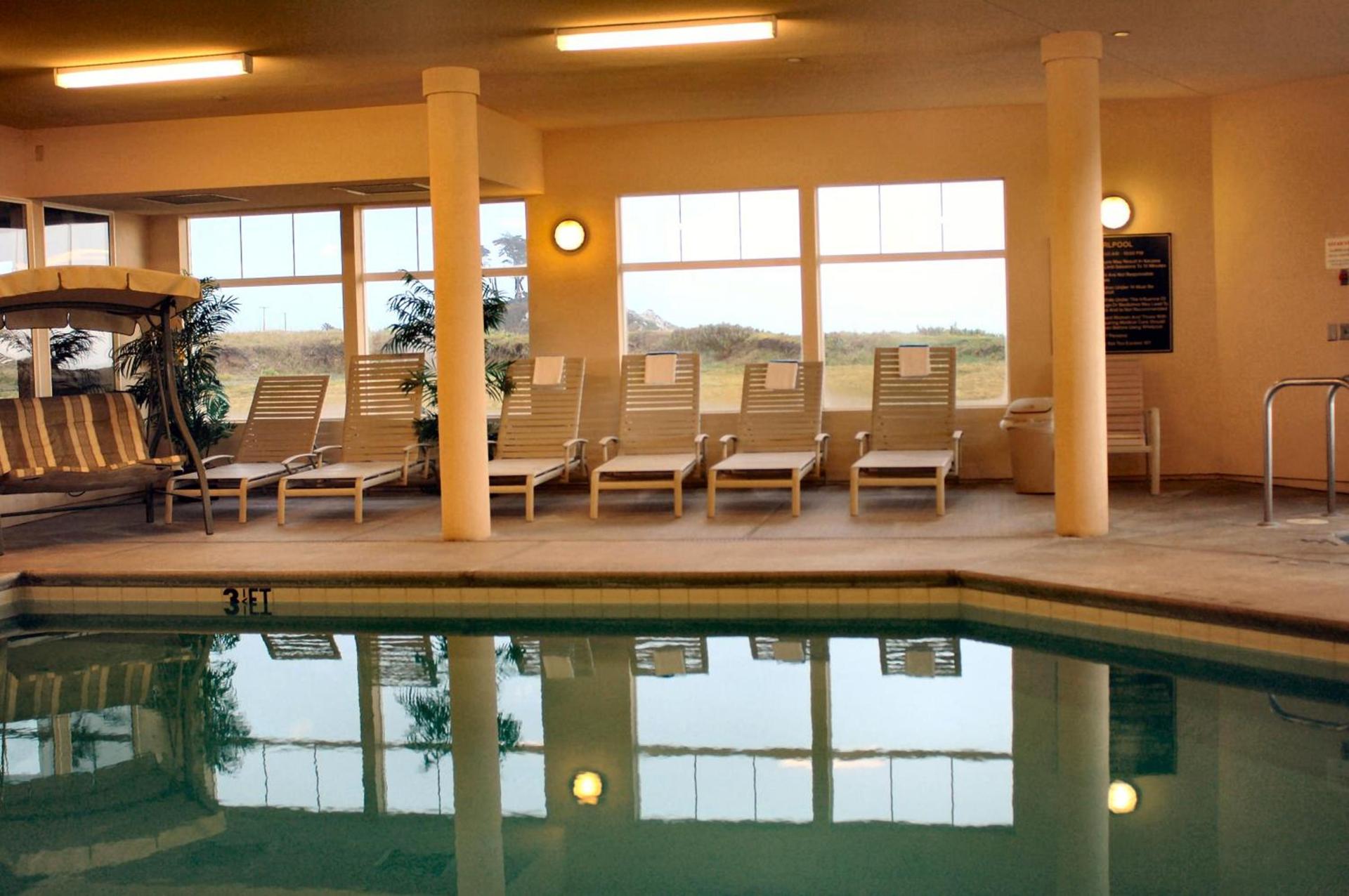 Oceanfront Lodge photo 26
