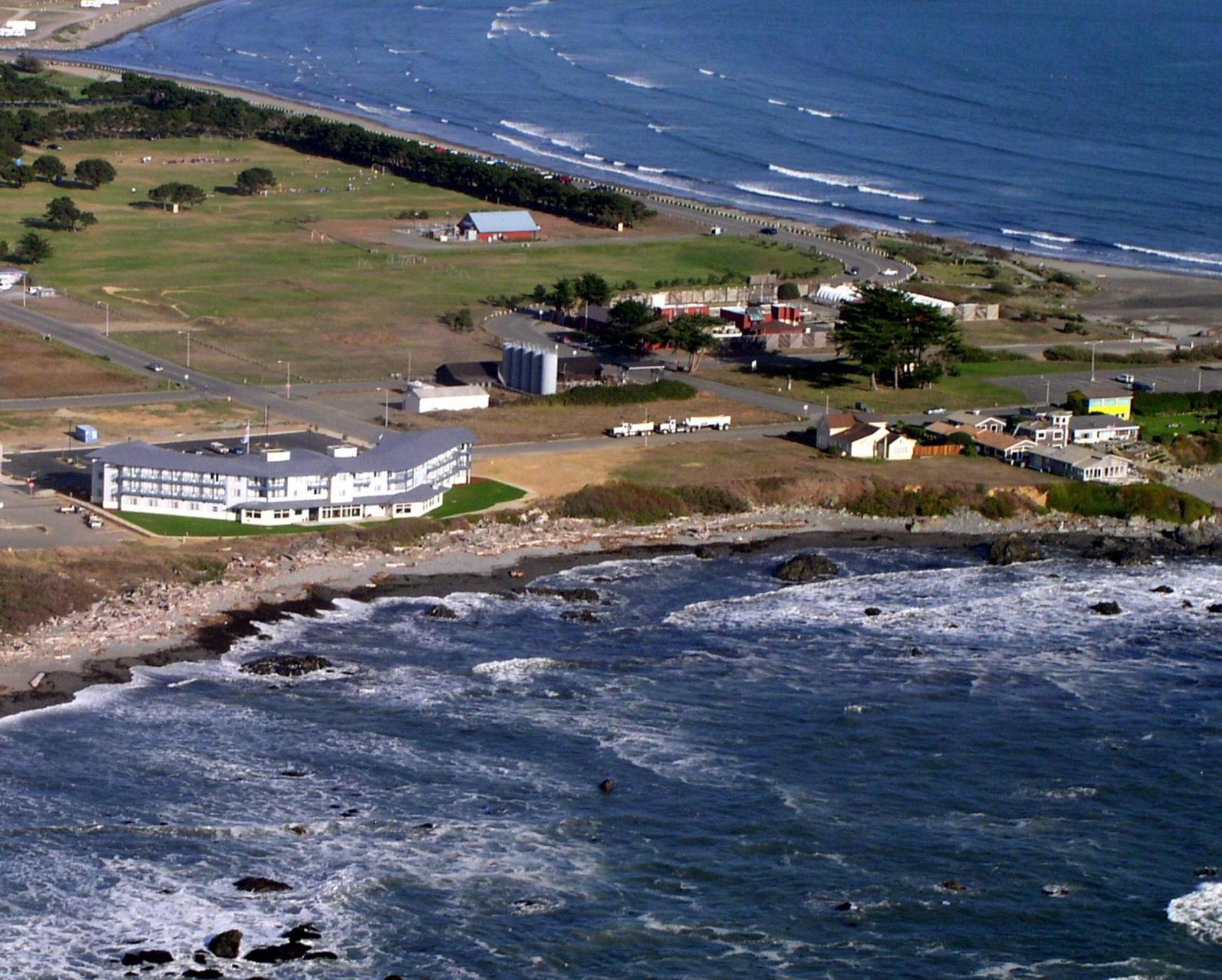 Oceanfront Lodge photo 20