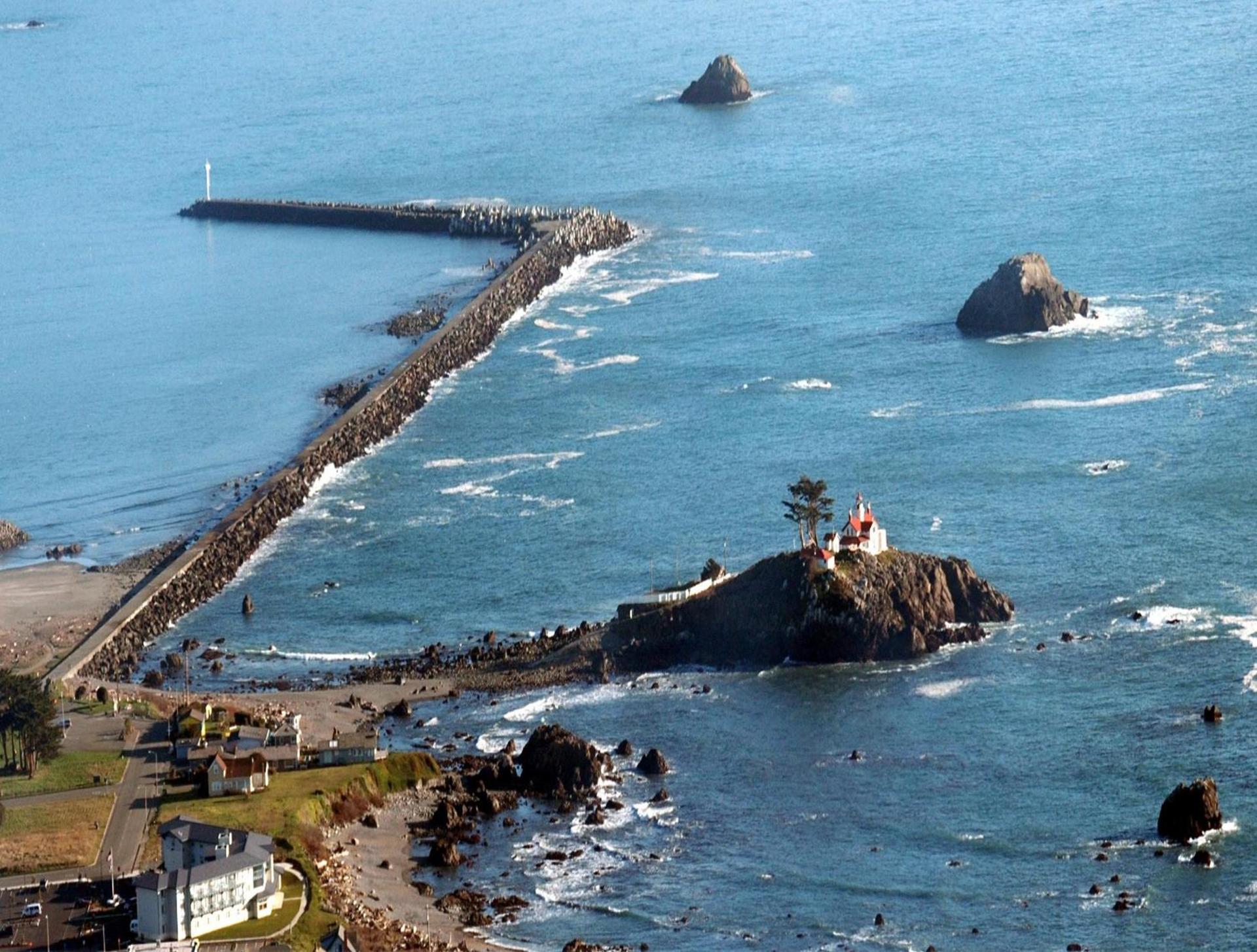 Oceanfront Lodge photo 18