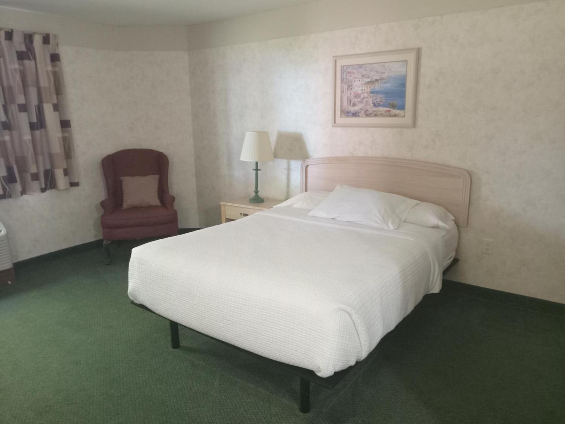 Paradise Shores Hotel photo 18