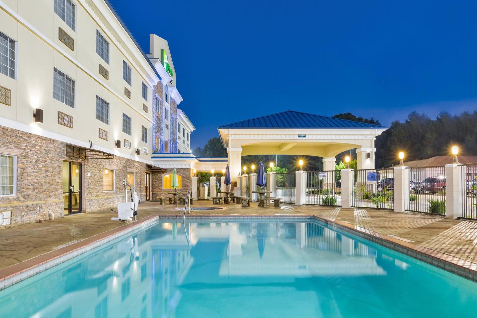 Holiday Inn Express Palestine by IHG photo 87