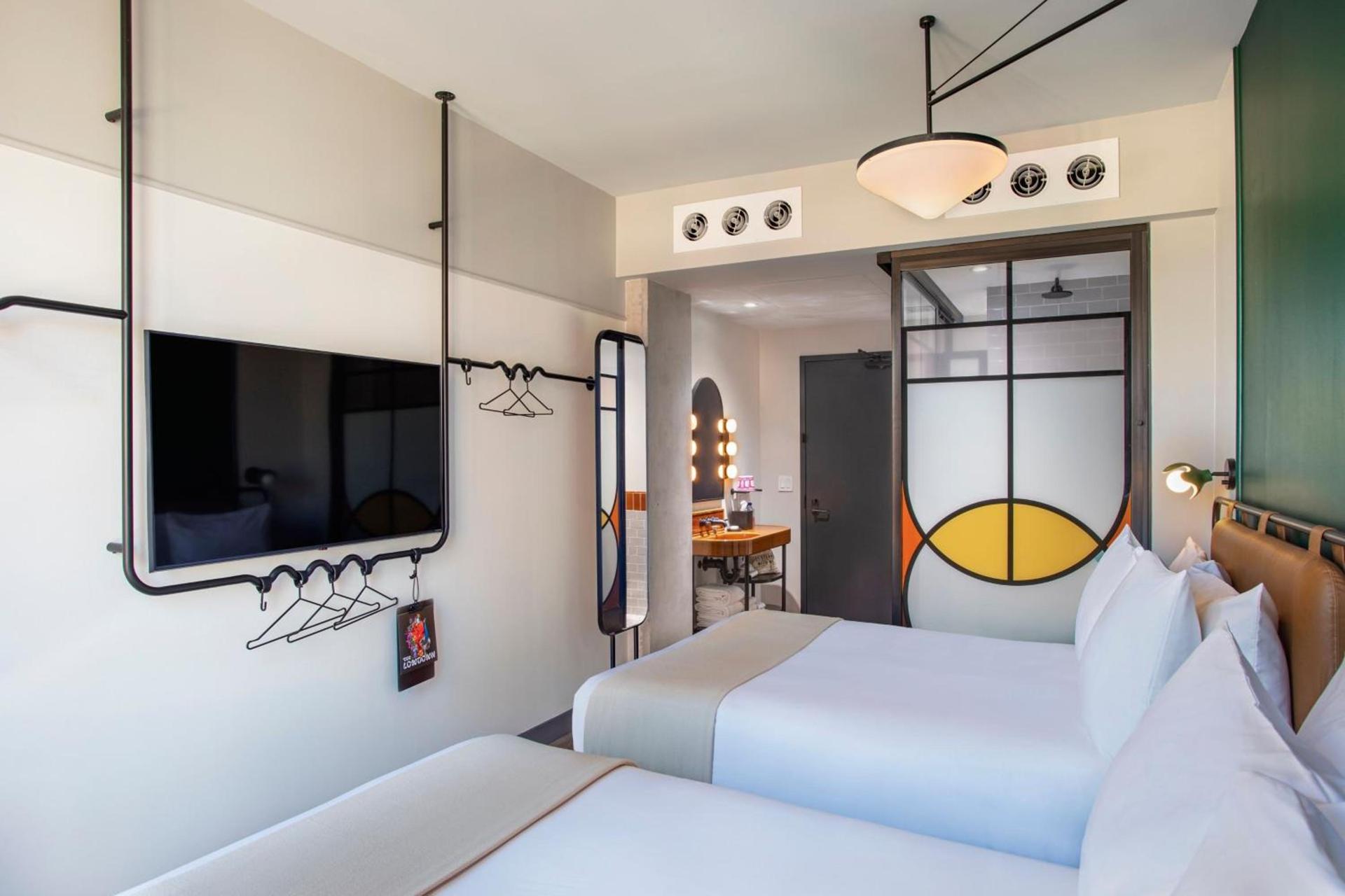 Moxy NYC Lower East Side photo 16