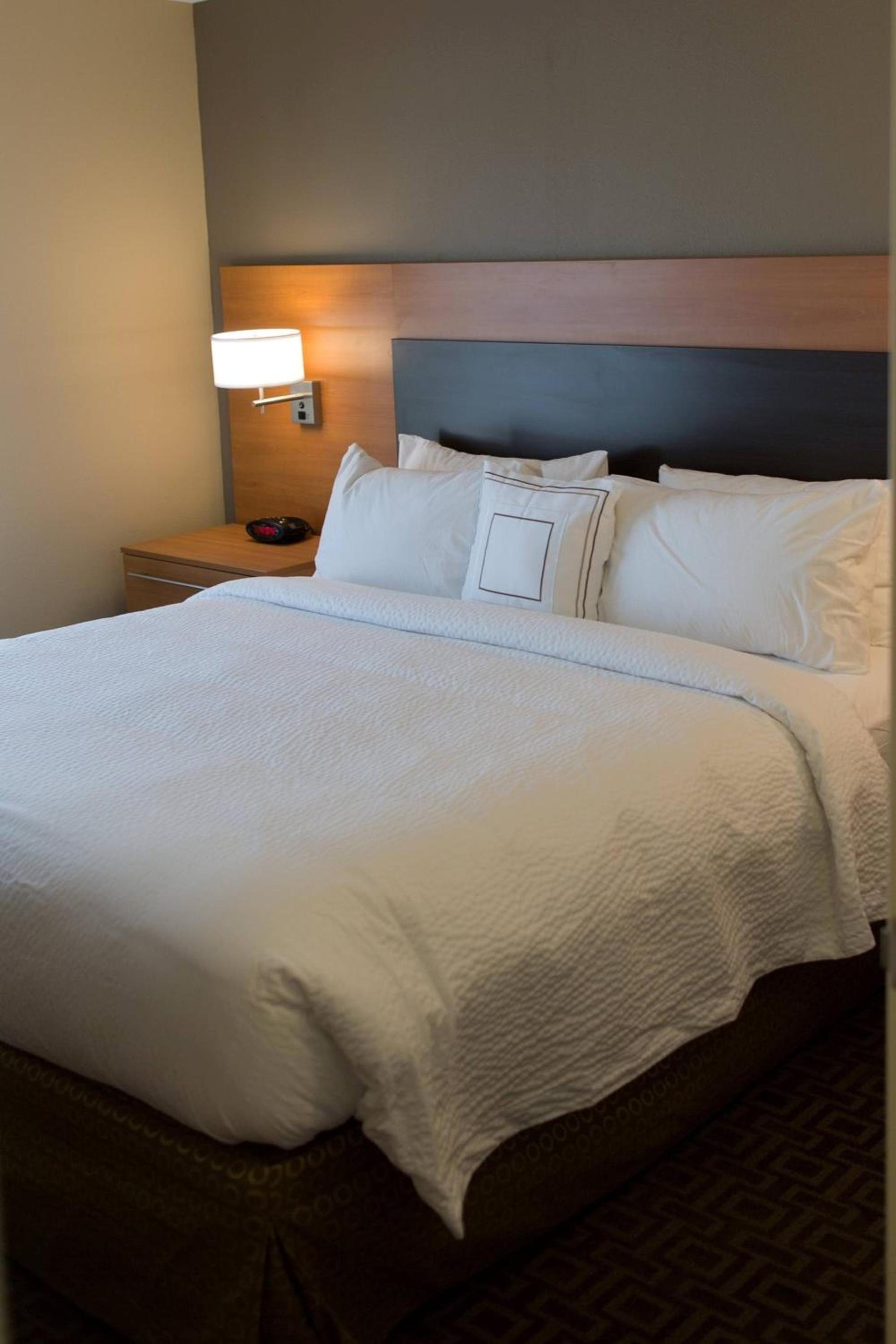 TownePlace Suites by Marriott Lancaster photo 13