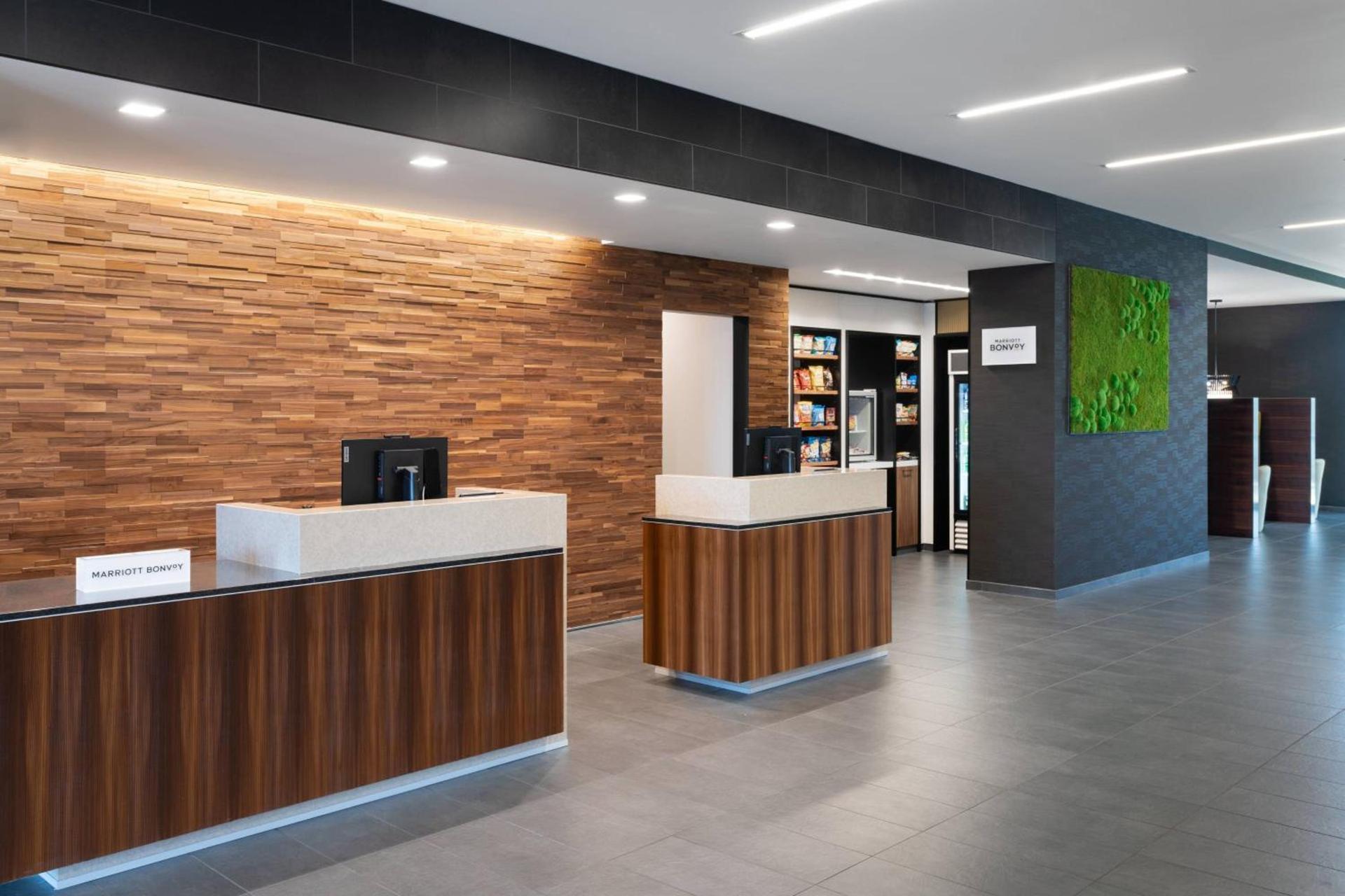 Courtyard by Marriott Port St. Lucie Tradition photo 9