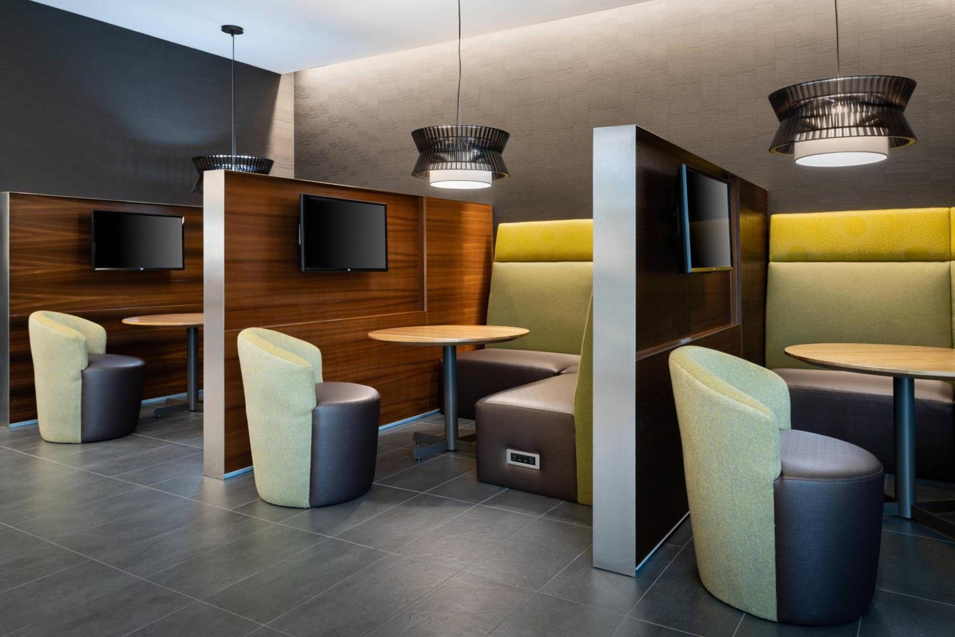 Courtyard by Marriott Port St. Lucie Tradition photo 10