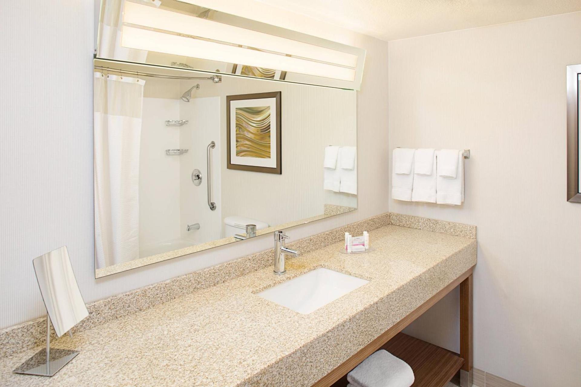 Courtyard by Marriott Sacramento Midtown photo 40