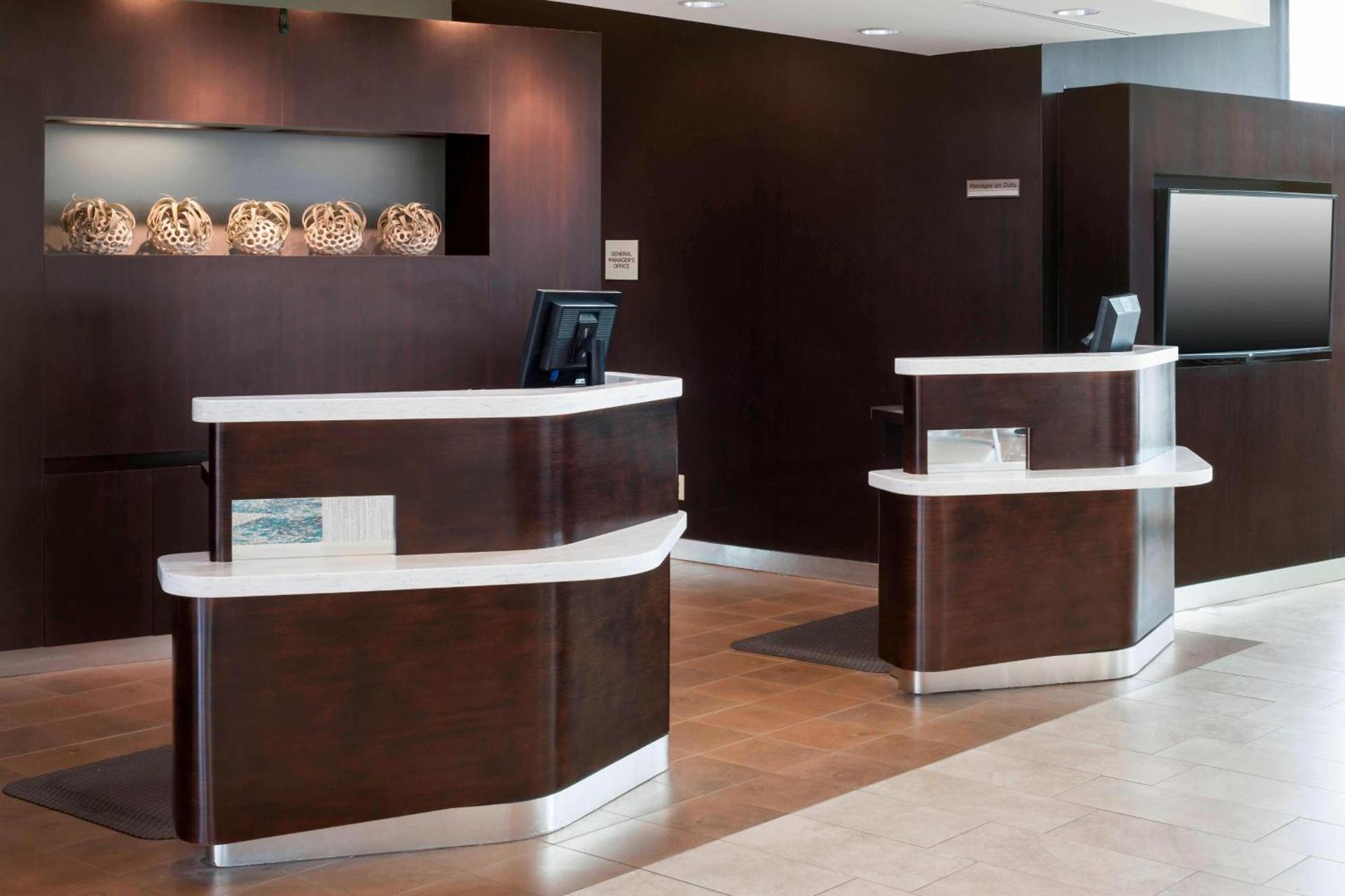 Courtyard by Marriott Virginia Beach Oceanfront-South photo 3