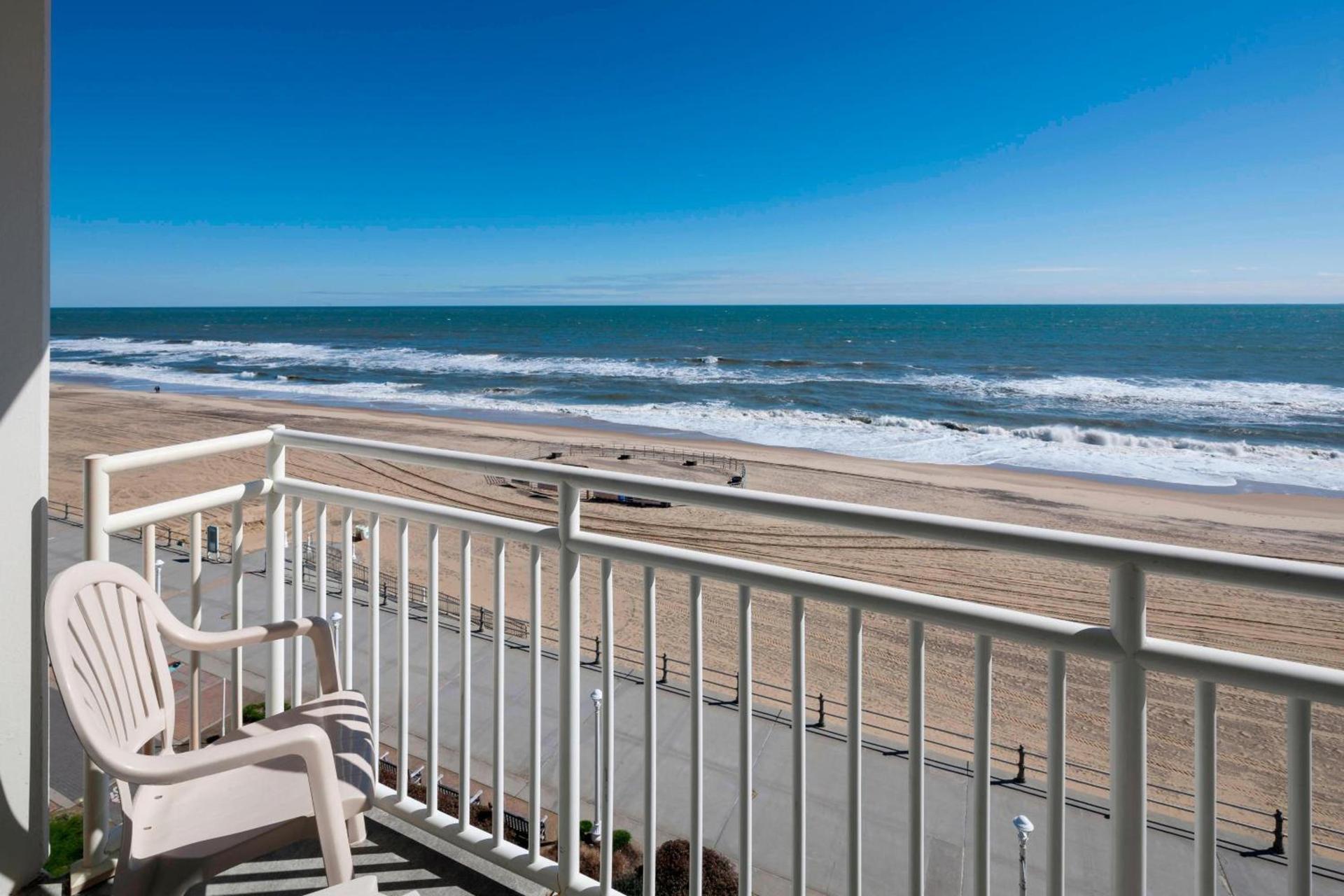 Courtyard by Marriott Virginia Beach Oceanfront-South photo 20