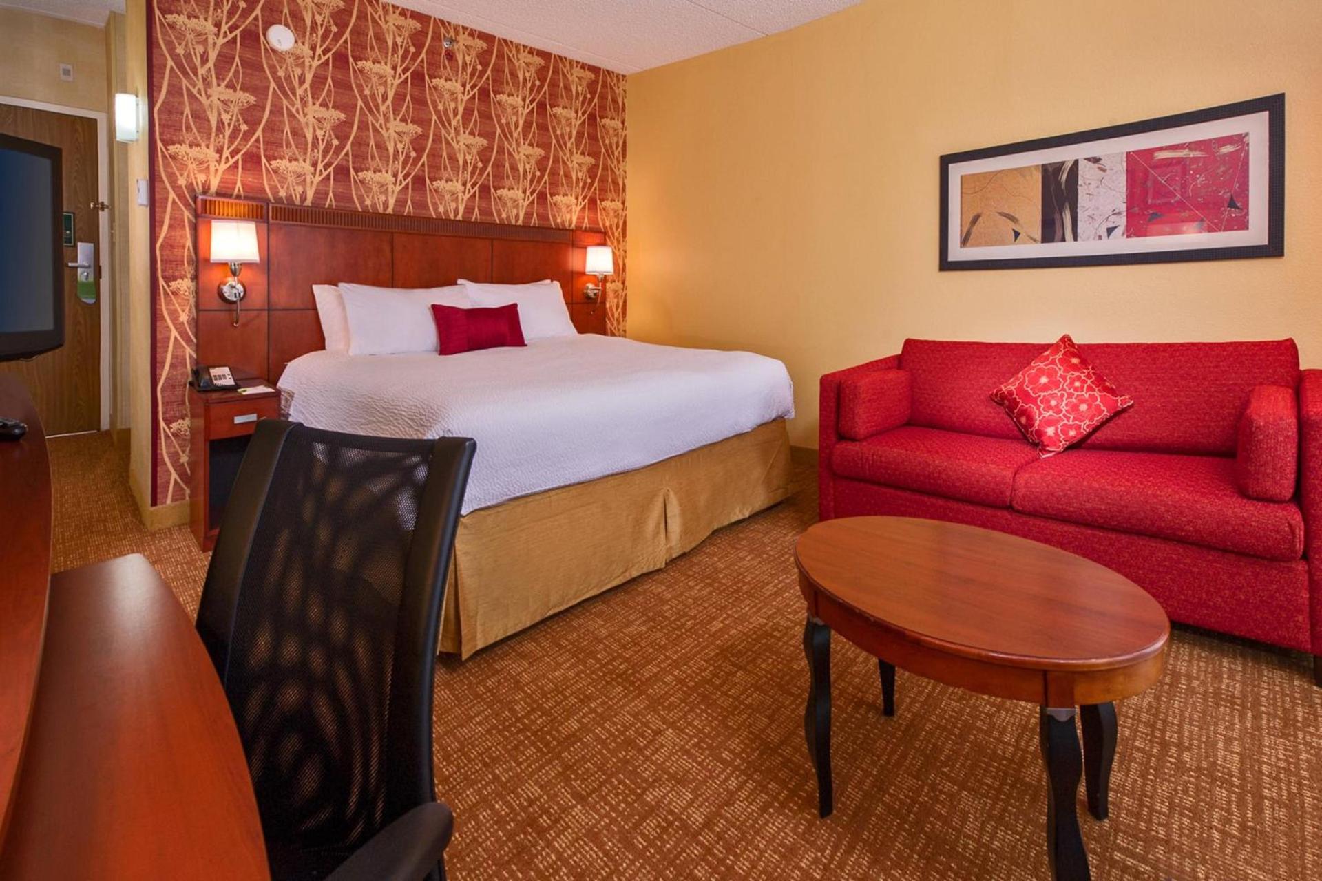 Courtyard by Marriott Richmond West photo 7