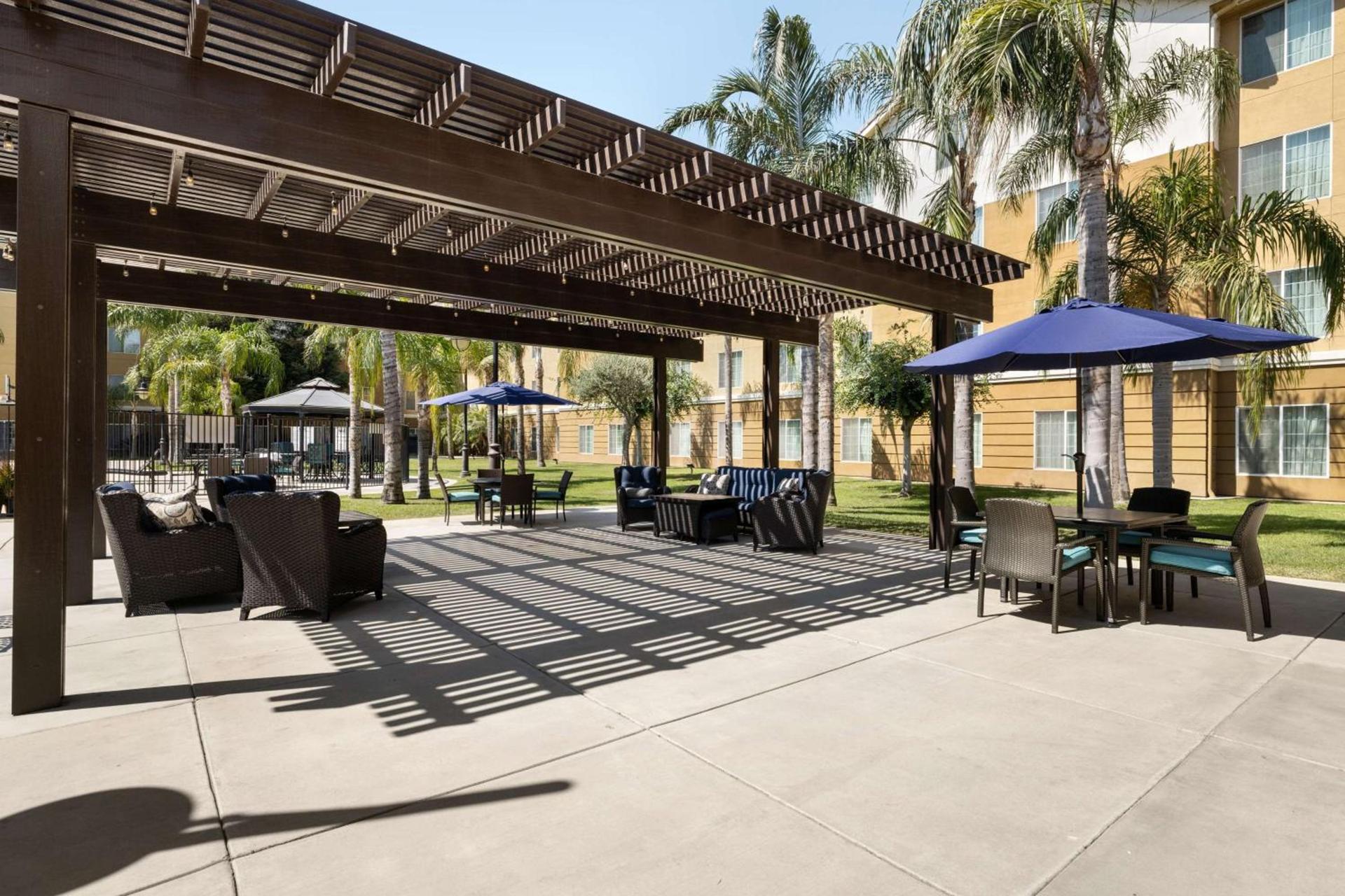 Homewood Suites Bakersfield photo 2