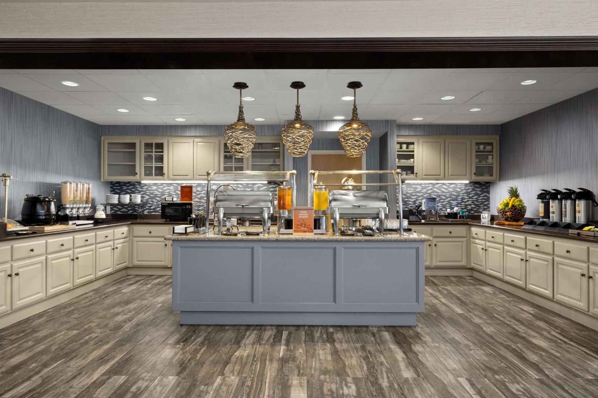 Homewood Suites Bakersfield photo 15