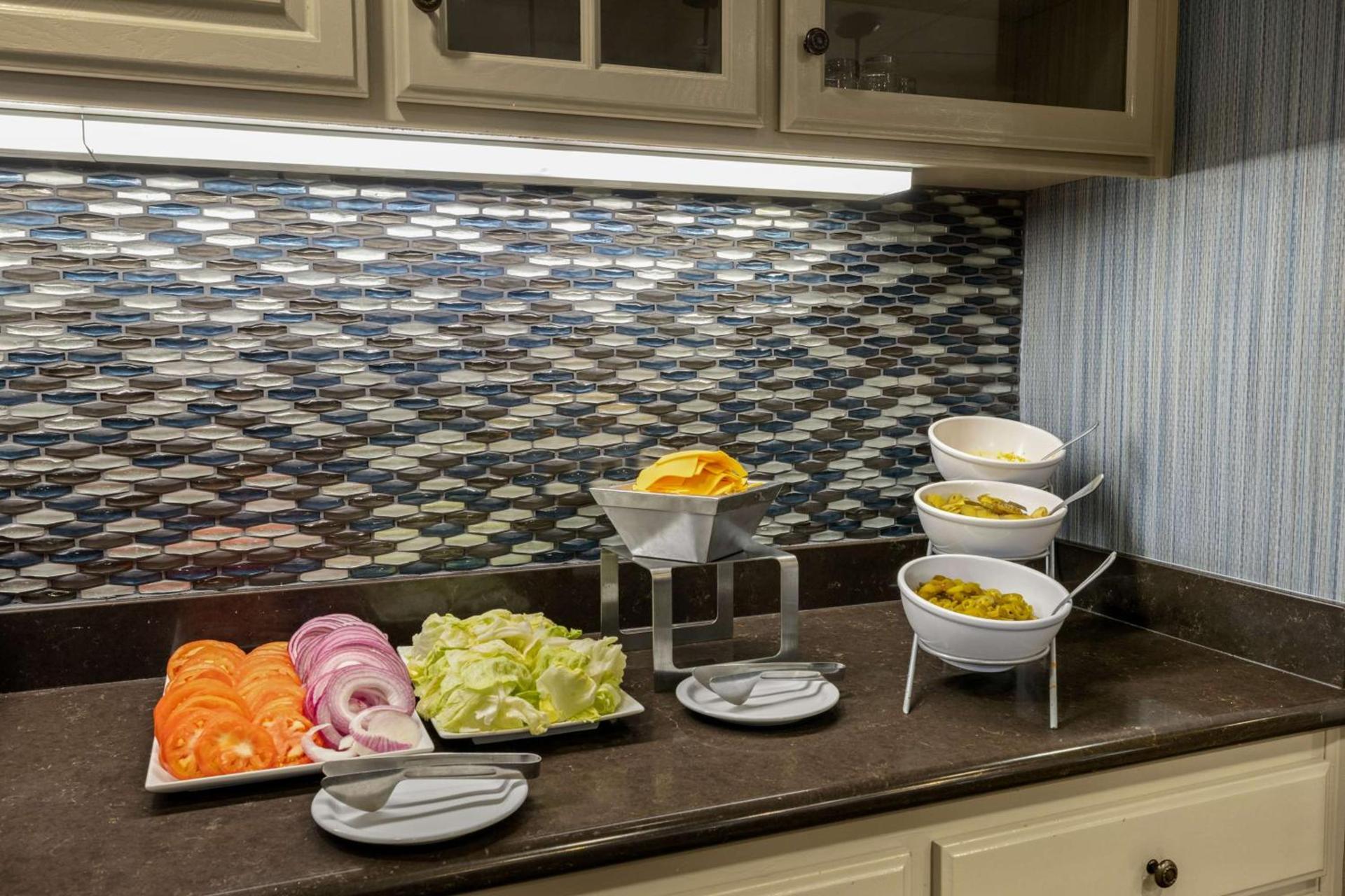 Homewood Suites Bakersfield photo 18