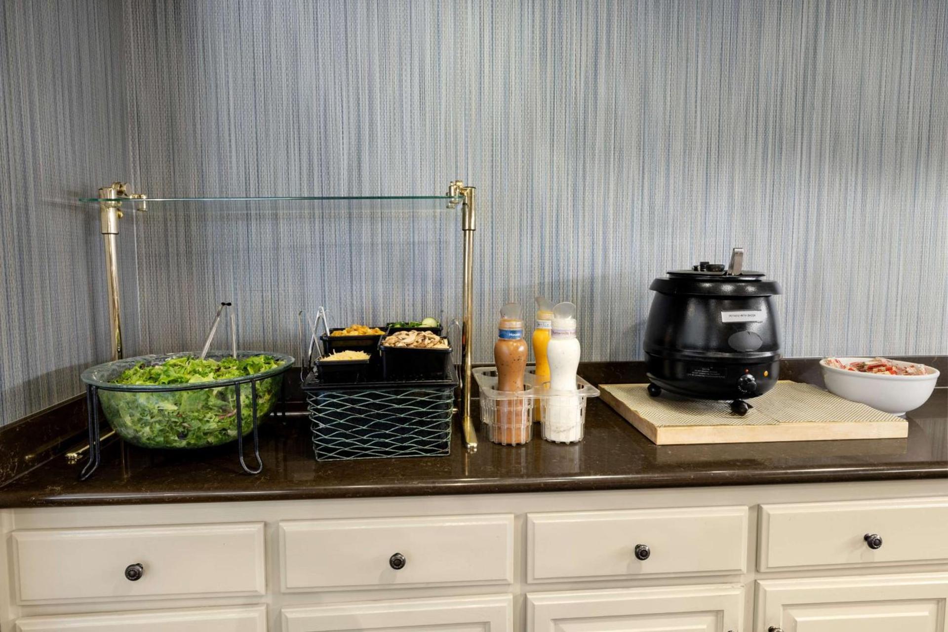 Homewood Suites Bakersfield photo 19