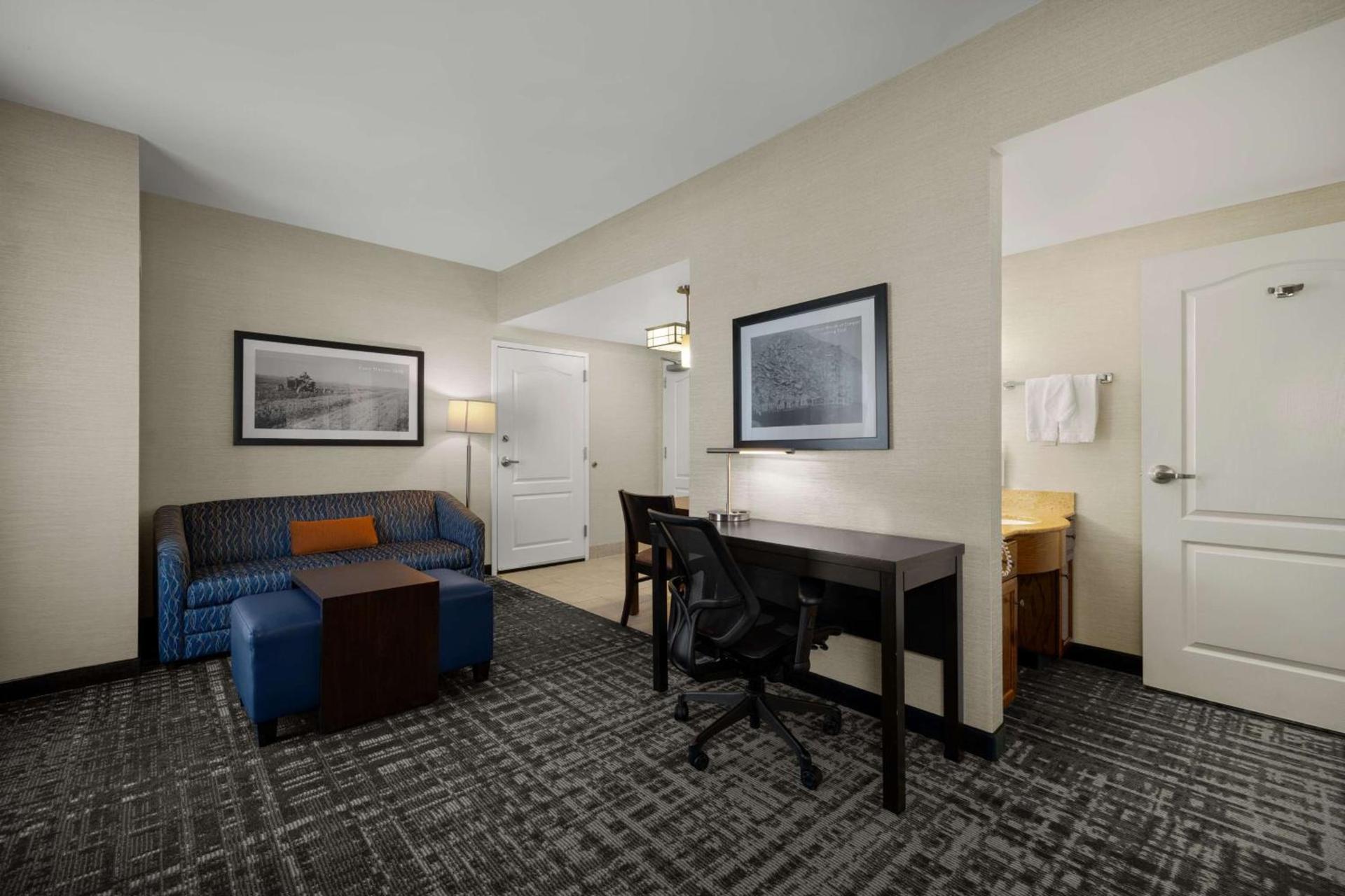 Homewood Suites Bakersfield photo 24