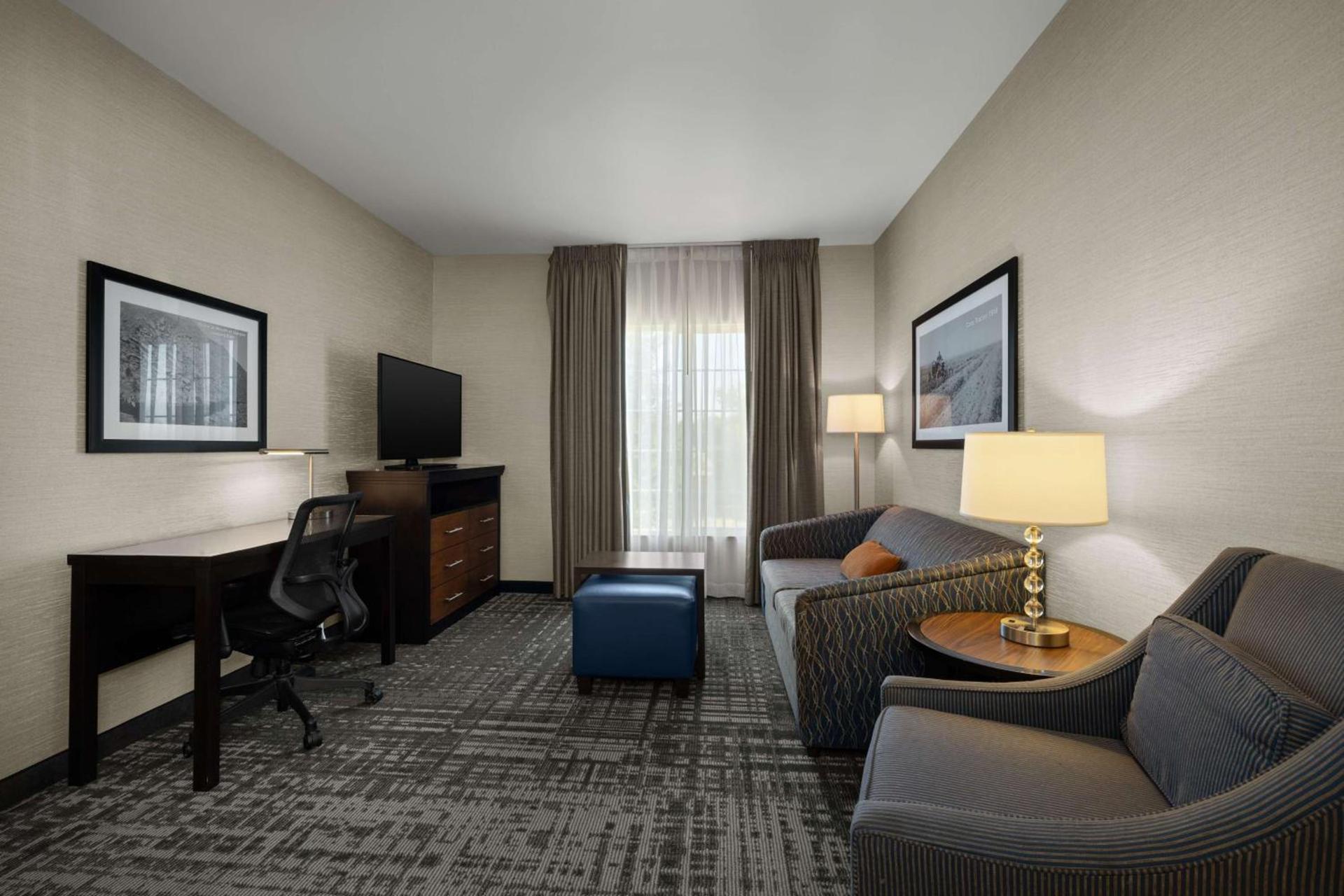Homewood Suites Bakersfield photo 32