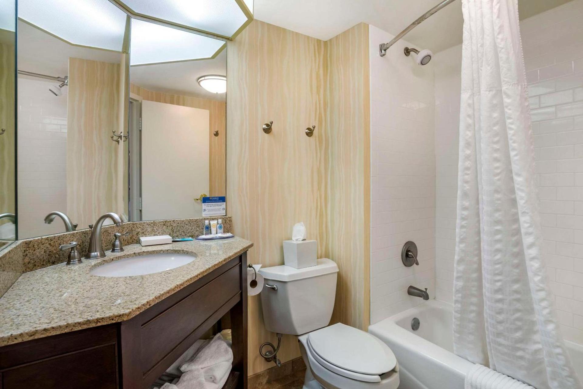 Comfort Inn & Suites Newark - Wilmington photo 25