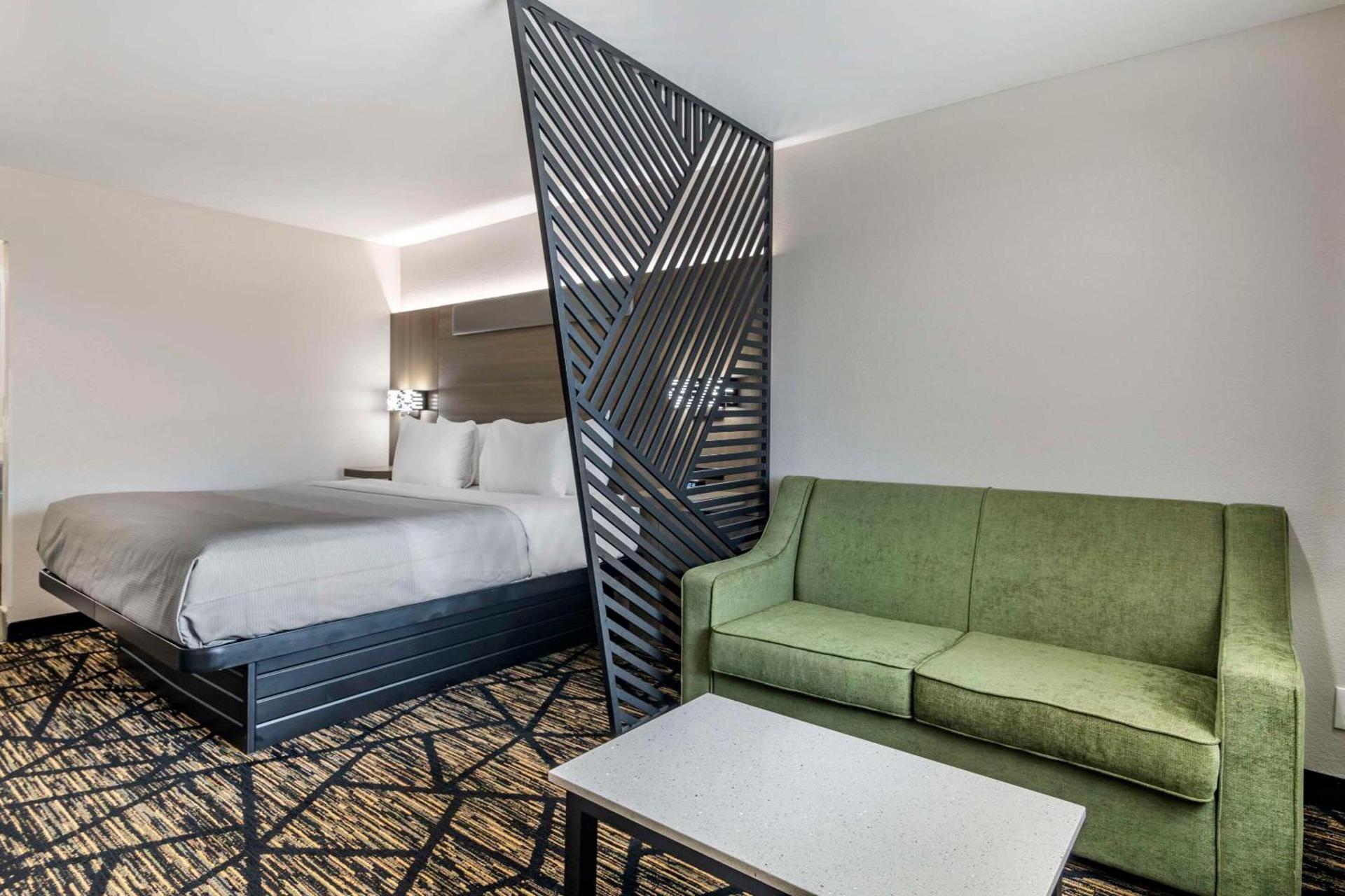 Quality Inn & Suites Athens University Area photo 19