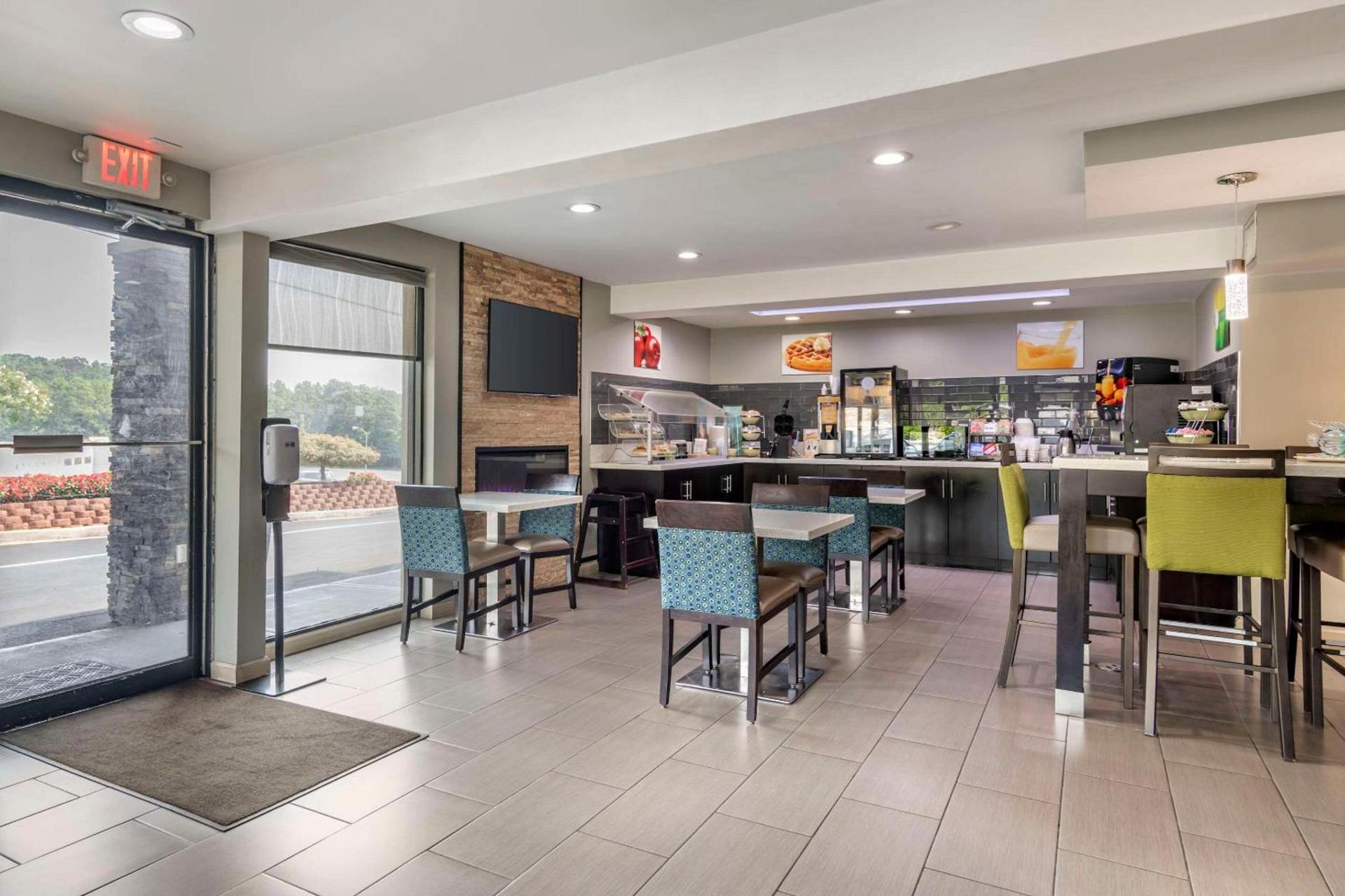 Quality Inn & Suites Athens University Area photo 28