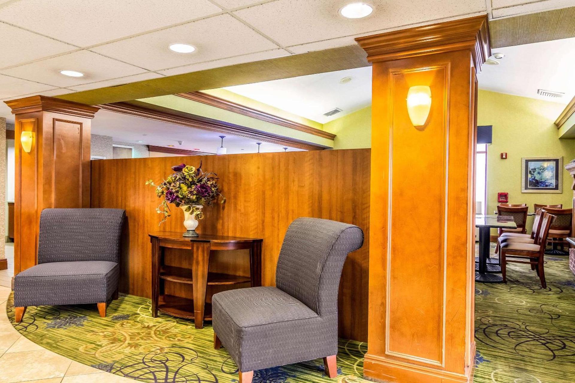 Clarion Inn Cranberry Township photo 3