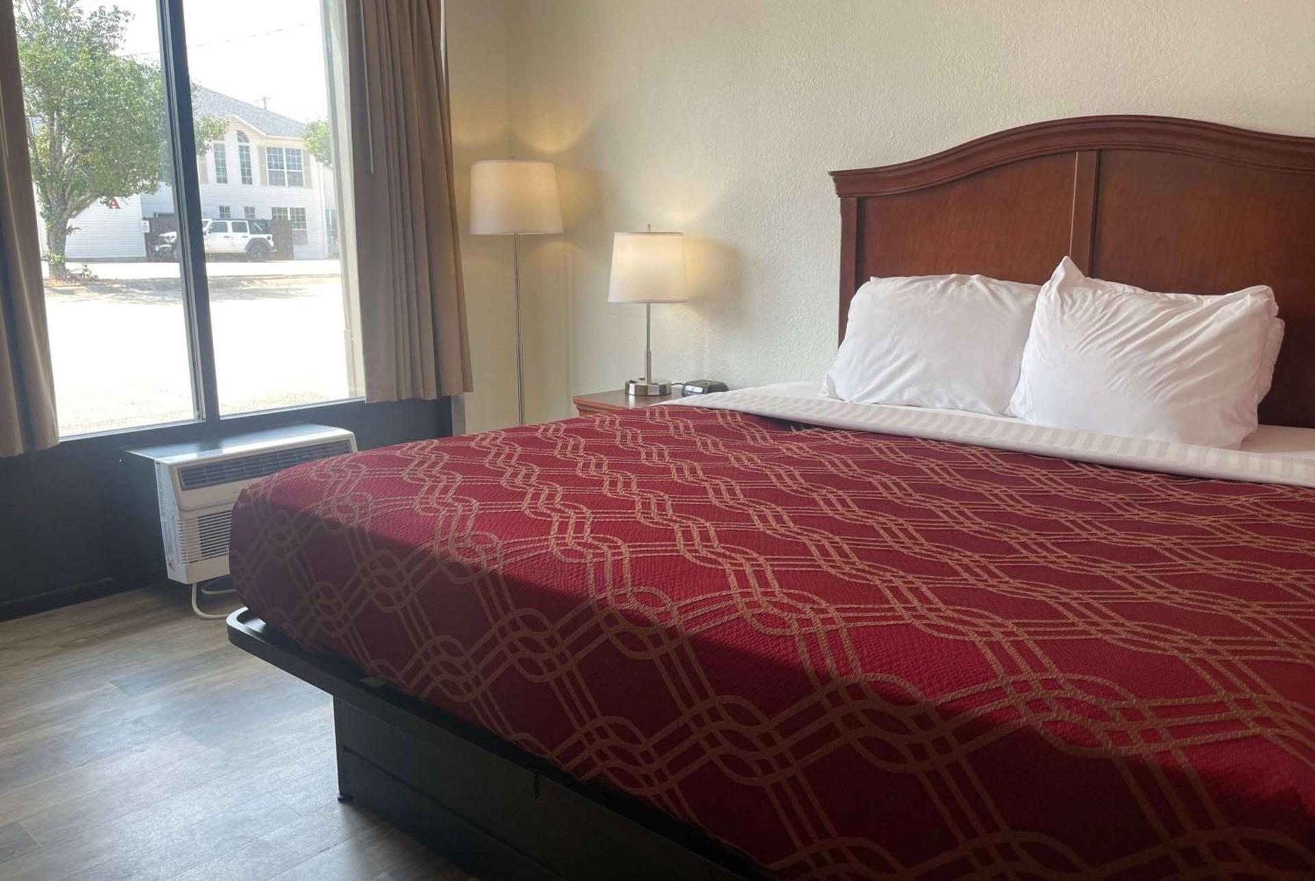 Ramada by Wyndham Branson Theatre District photo 23