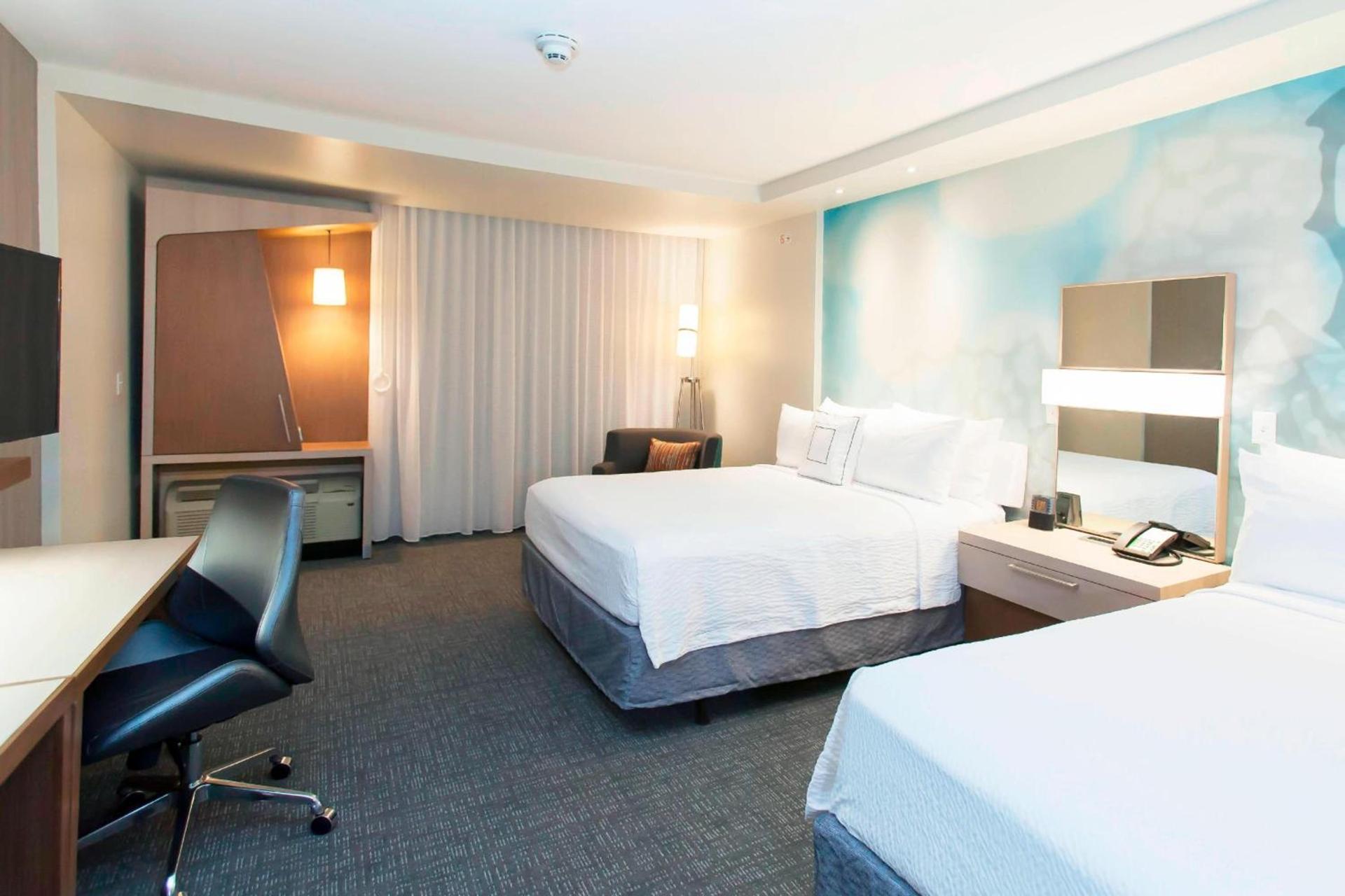 Courtyard by Marriott Houston City Place photo 6