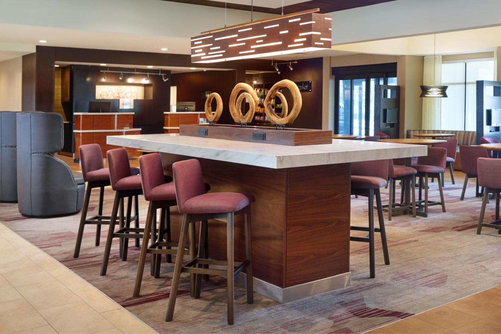 Courtyard by Marriott Atlanta Airport South/Sullivan Road photo 22