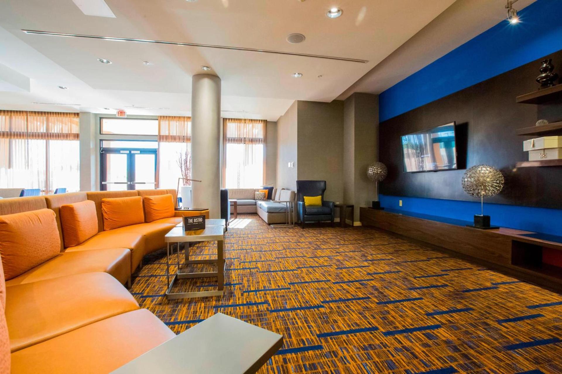 Courtyard by Marriott Jackson Airport/Pearl photo 2