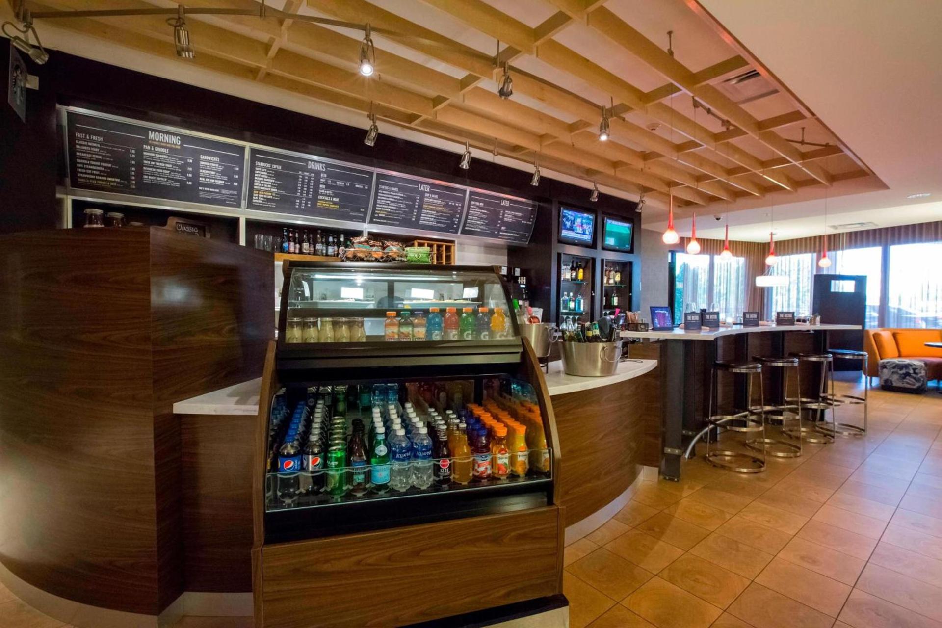 Courtyard by Marriott Jackson Airport/Pearl photo 24