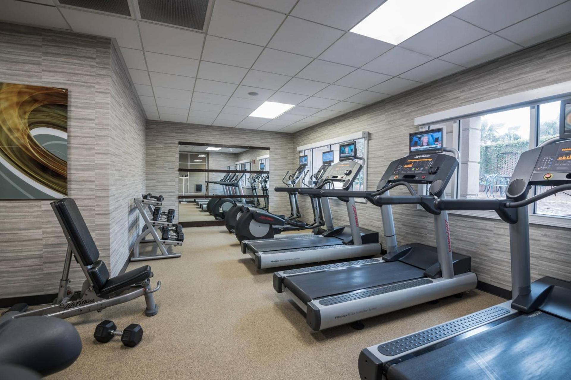 Courtyard by Marriott Charleston Historic District photo 33
