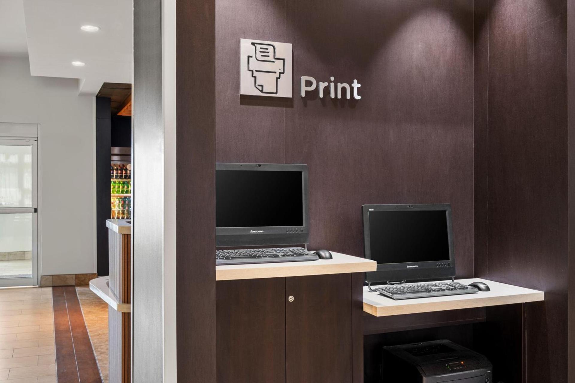 Courtyard by Marriott Evansville East photo 46