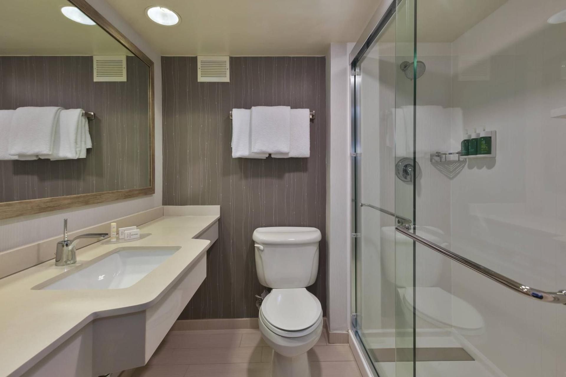 Courtyard by Marriott Secaucus Meadowlands photo 11