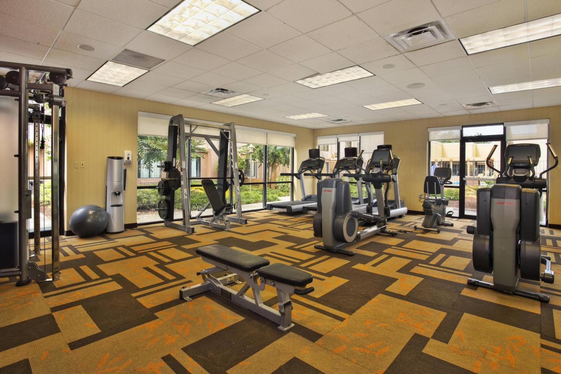 Courtyard by Marriott Gulfport Beachfront photo 24