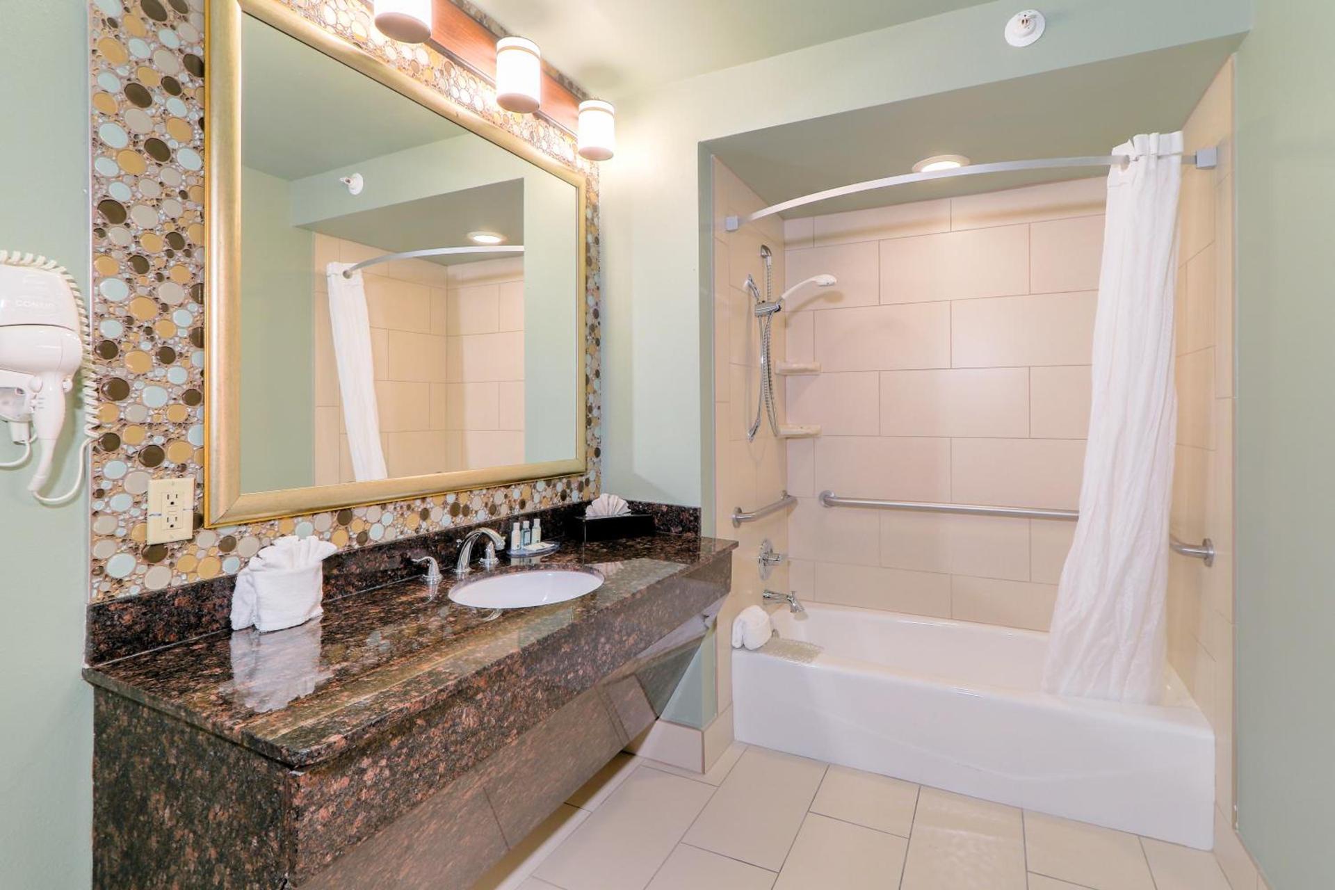 Quality Inn Near the Island Pigeon Forge photo 55