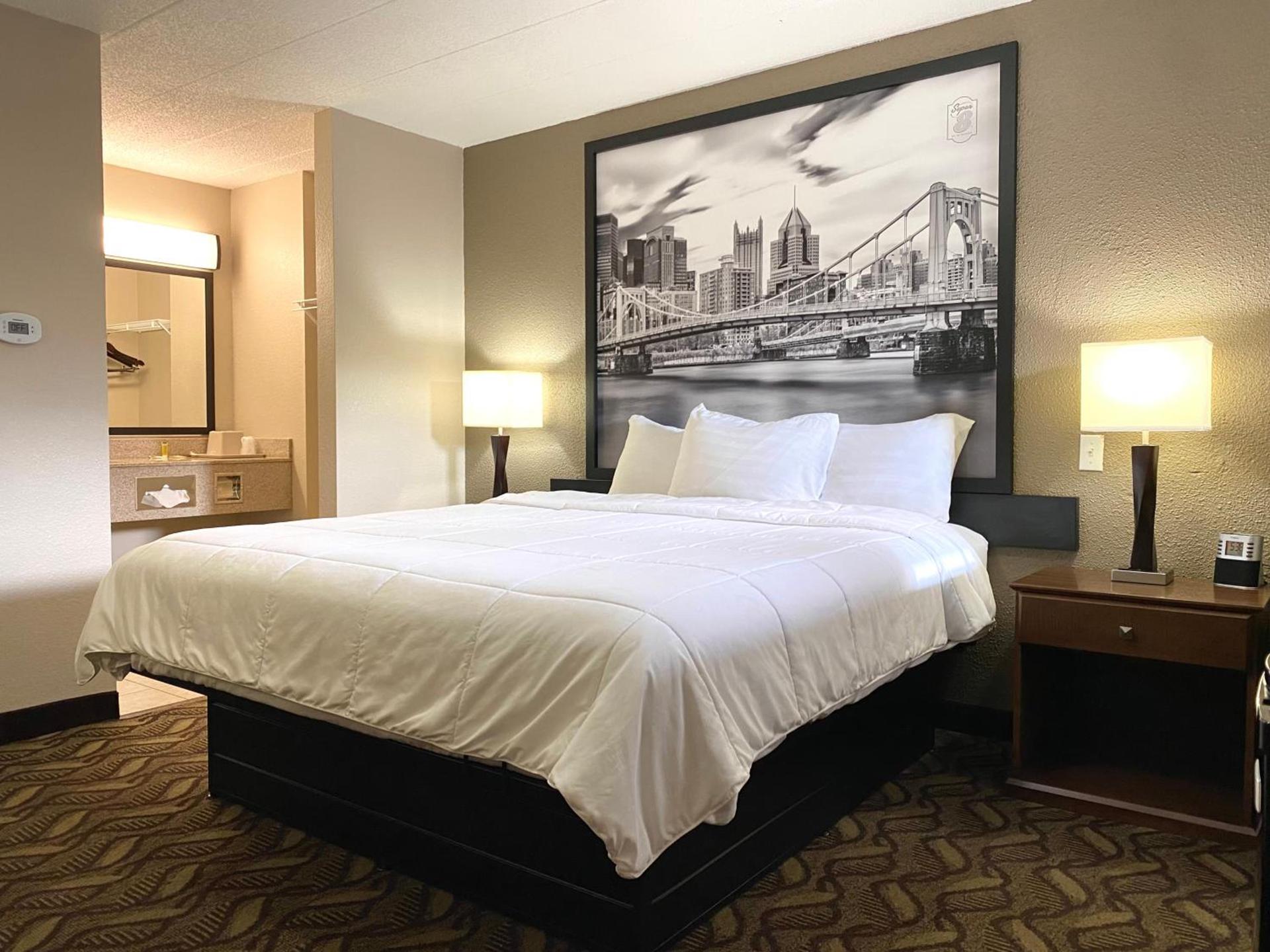 Super 8 by Wyndham Greensburg photo 14