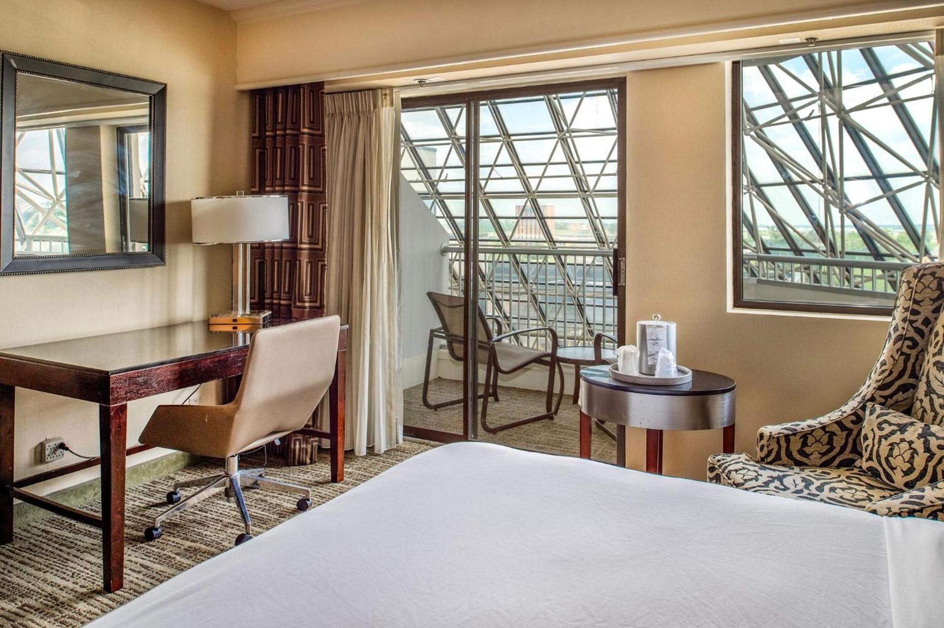 Crowne Plaza Hotel St. Louis Airport by IHG photo 86