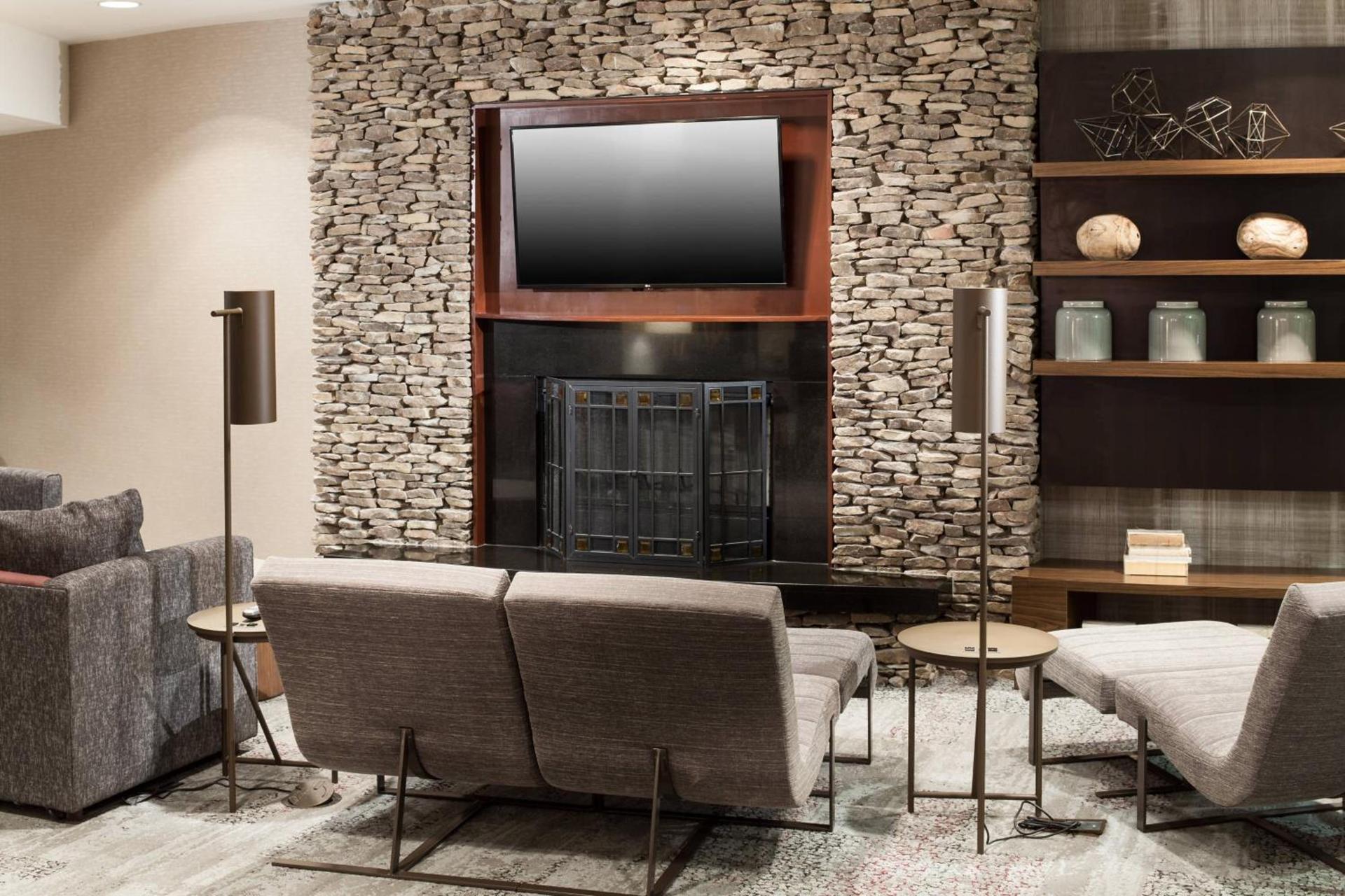 Courtyard by Marriott Hattiesburg photo 13